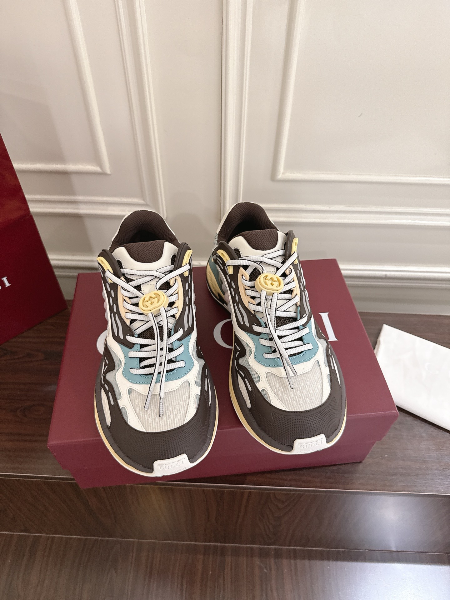 Gucci 2.0 スニーカー カップル向け ヴィンテージ スタイル