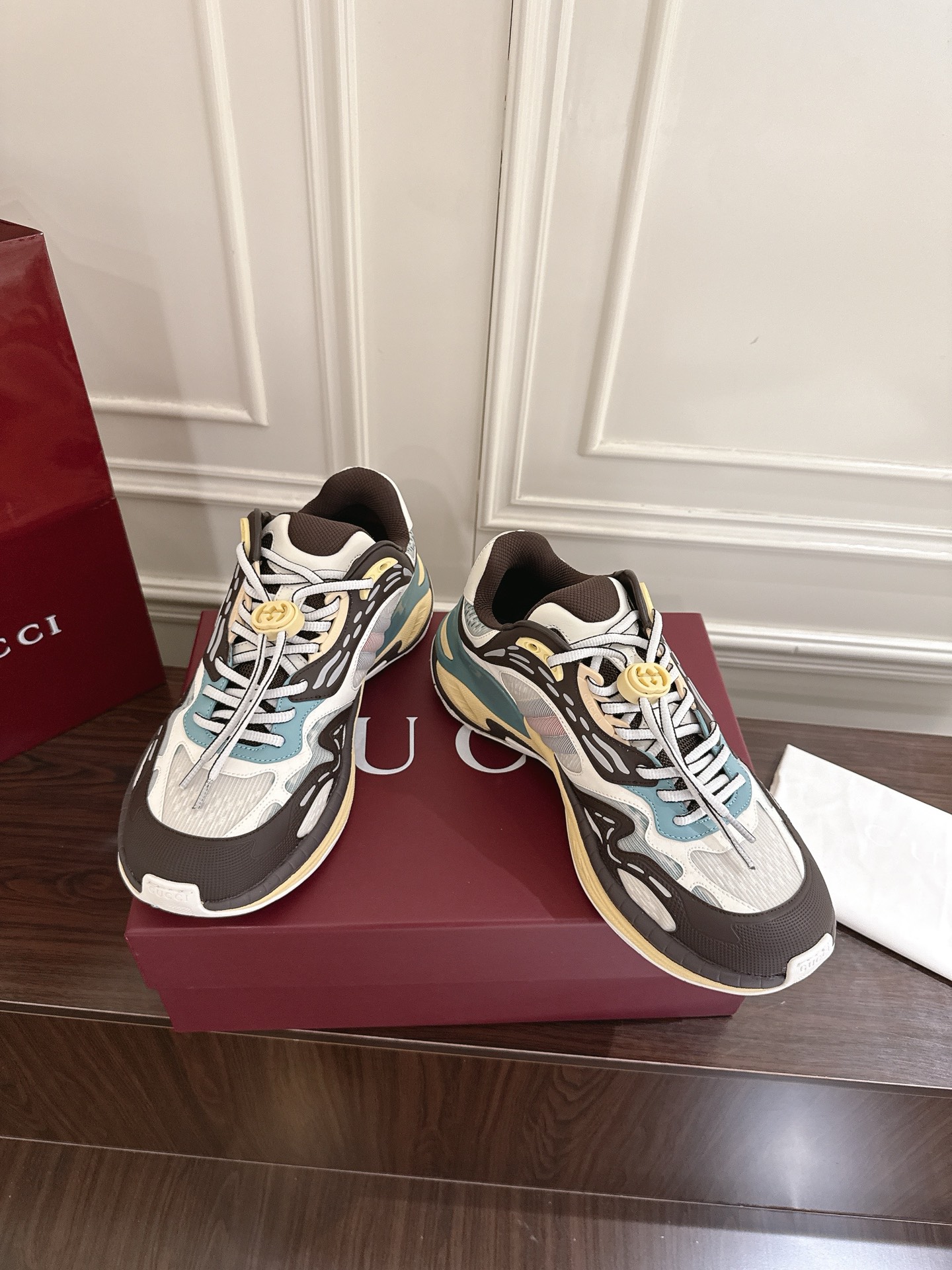 Gucci 2.0 スニーカー カップル向け ヴィンテージ スタイル