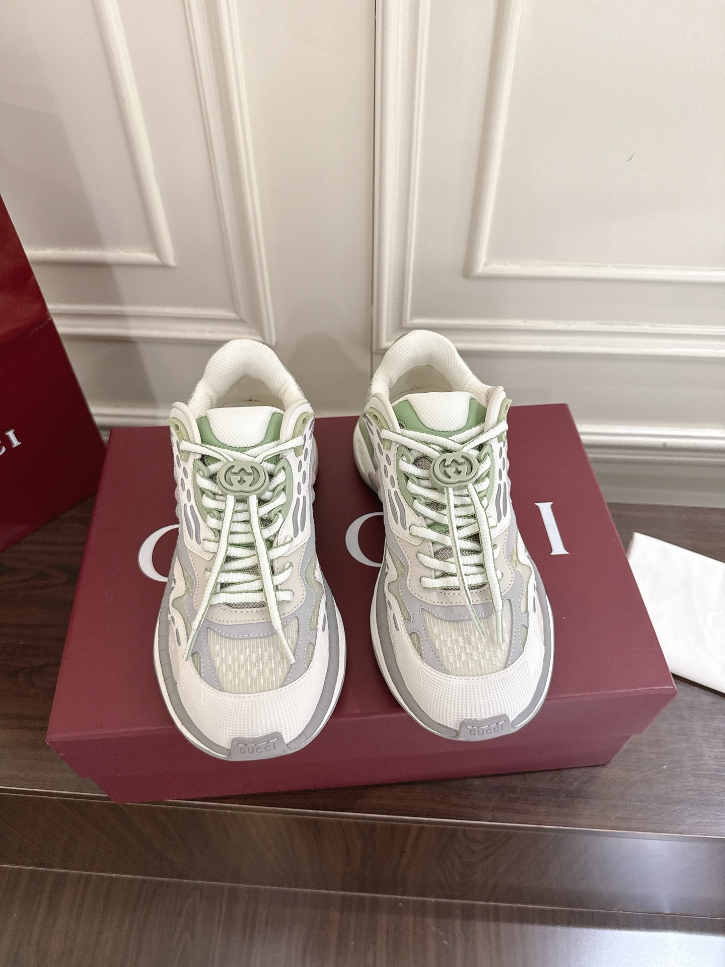 Gucci 2.0 スニーカー 男女兼用 Retro & Comfort