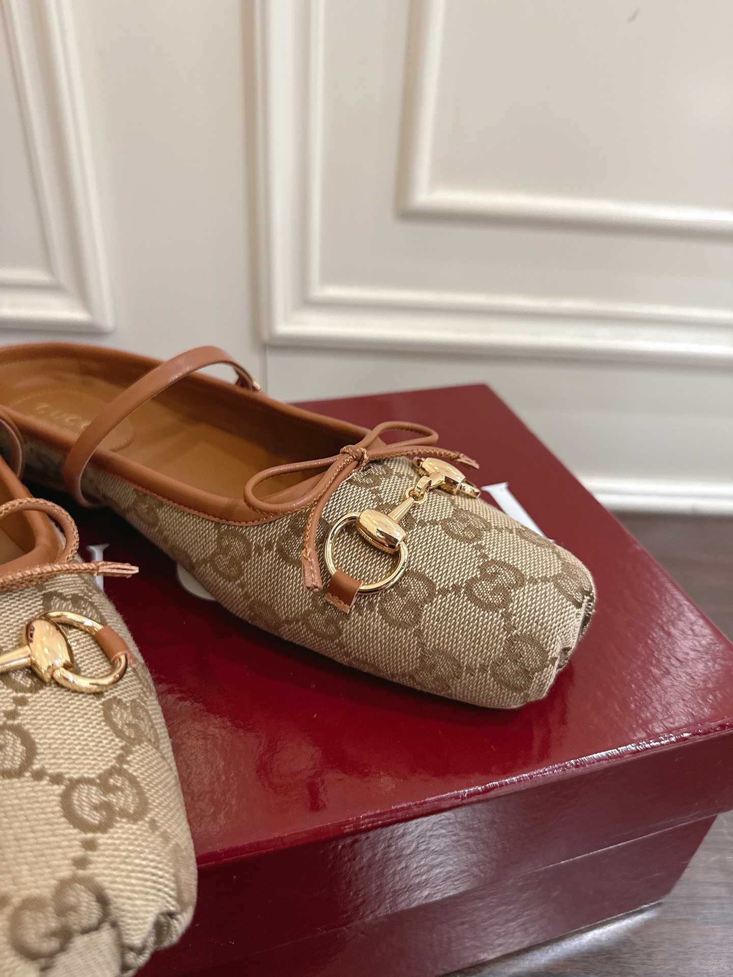 Gucci Horsebit系列女士穆勒鞋