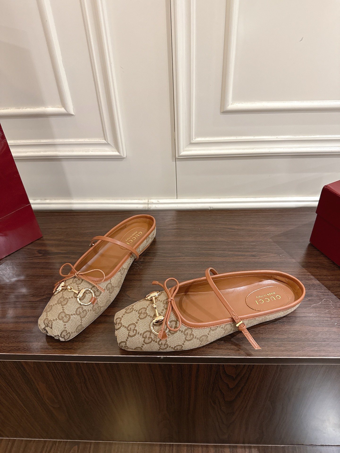 Gucci Horsebit系列女士穆勒鞋