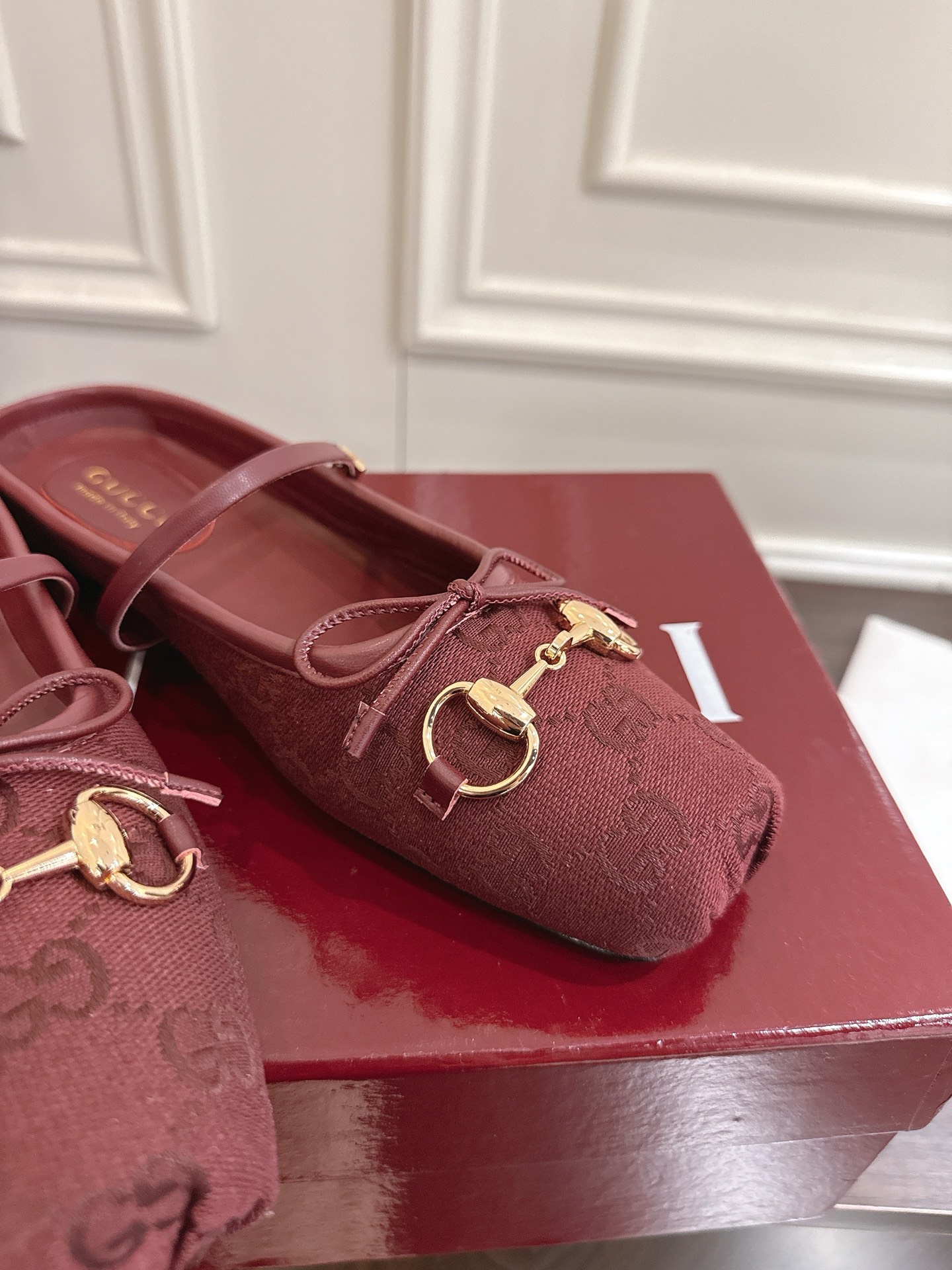 Gucci Horsebit系列女士穆勒鞋