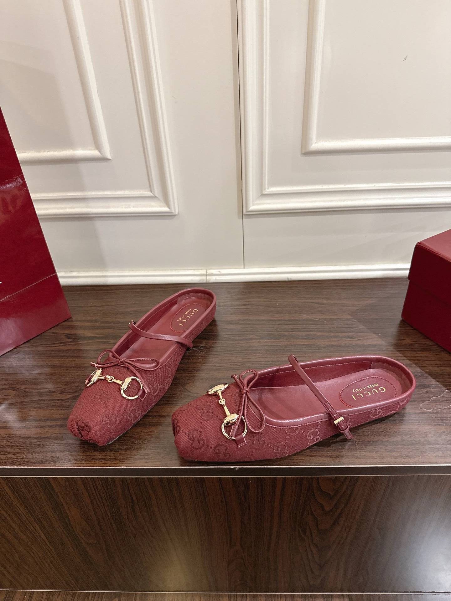 Gucci Horsebit系列女士穆勒鞋