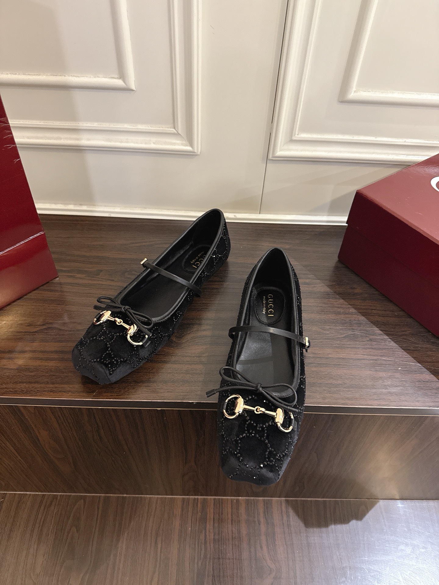 Gucci horsebit系列天鹅绒GG水钻芭蕾舞鞋