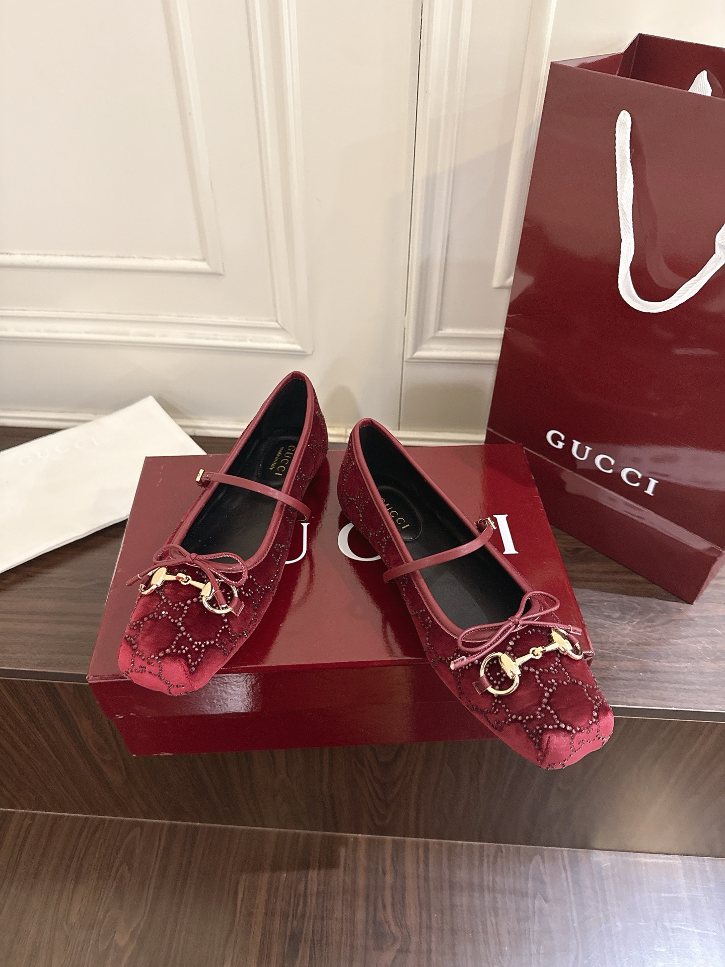 Gucci horsebit系列天鹅绒GG水钻芭蕾舞鞋