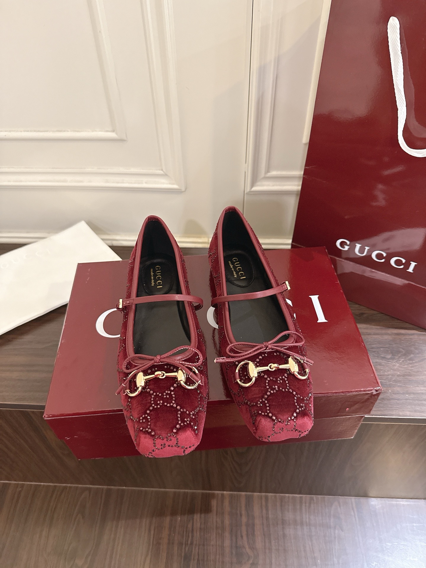 Gucci horsebit系列天鹅绒GG水钻芭蕾舞鞋
