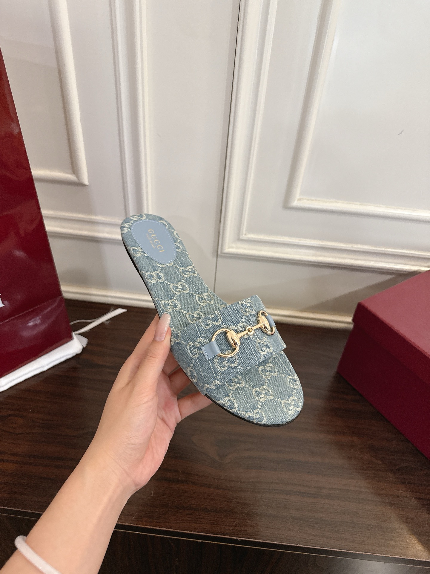 Gucci 马衔扣平底凉拖鞋 春夏 拖鞋 yp 还原，所有细节 材质 舒适度 全部跟 一样了 刻度98%