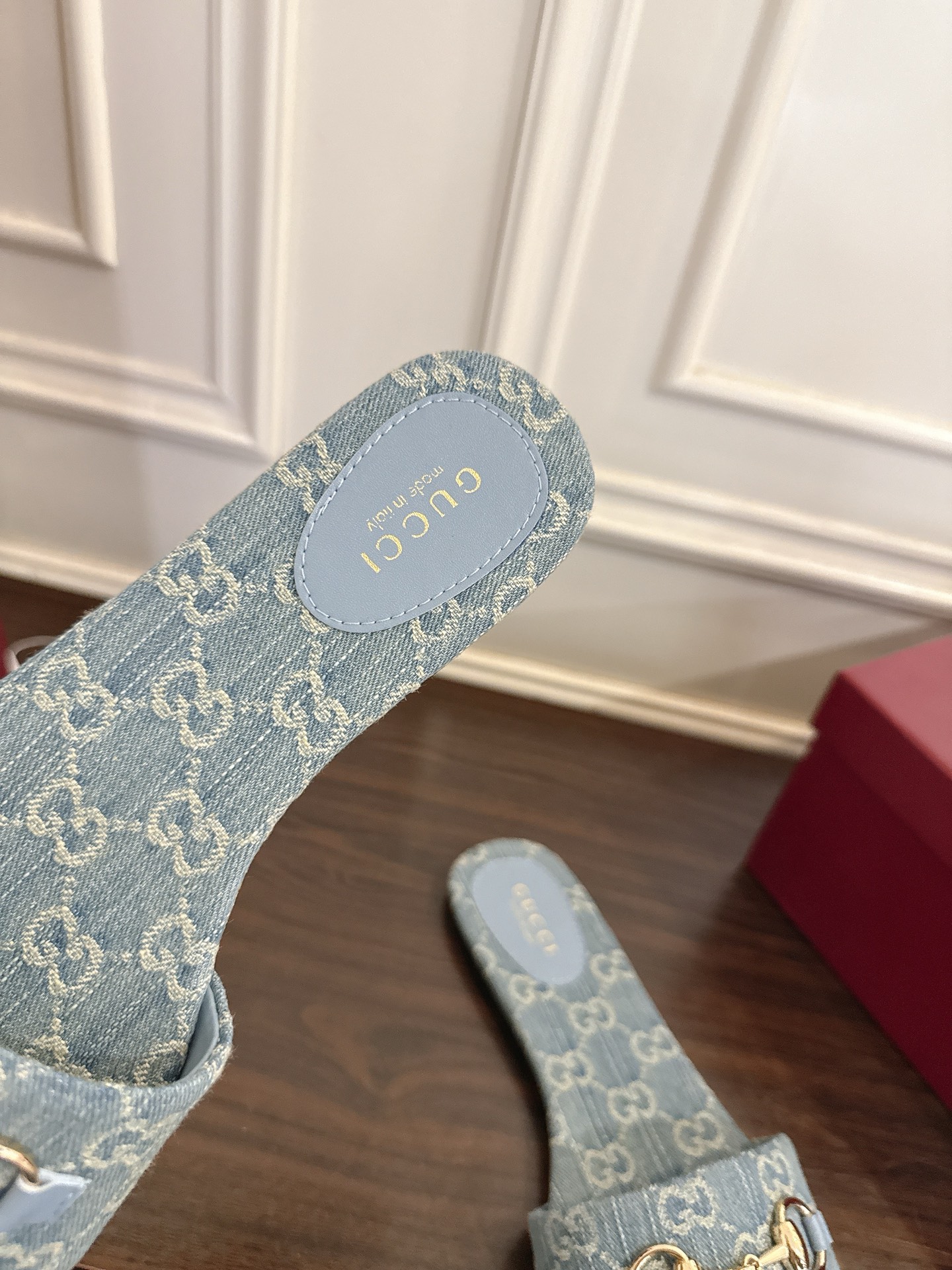 Gucci 马衔扣平底凉拖鞋 春夏 拖鞋 yp 还原，所有细节 材质 舒适度 全部跟 一样了 刻度98%