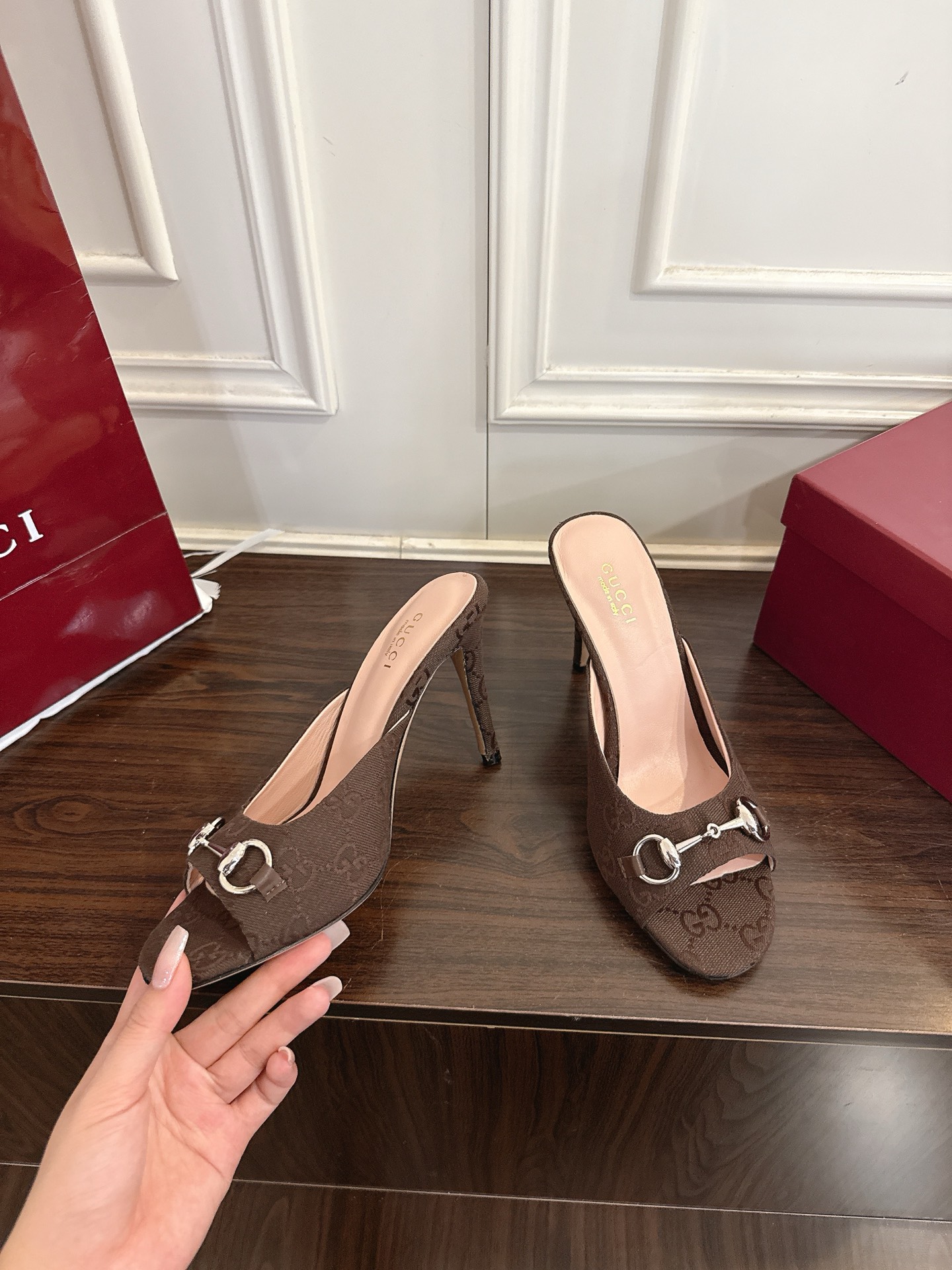 Gucci 早春新款 马衔扣高跟拖鞋