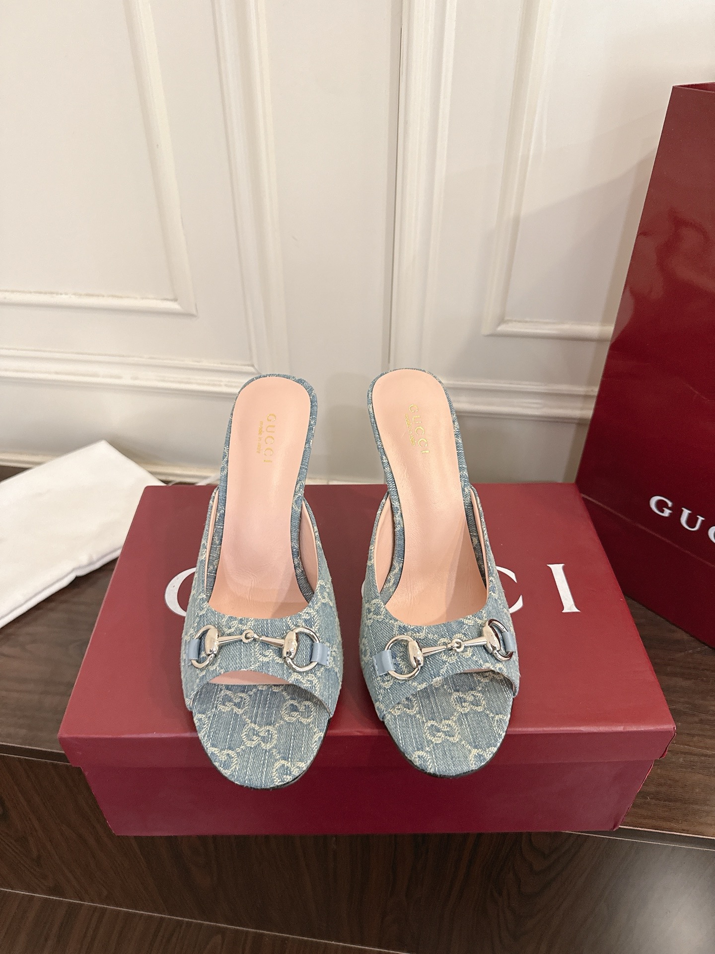 Gucci 早春新款 马衔扣高跟拖鞋