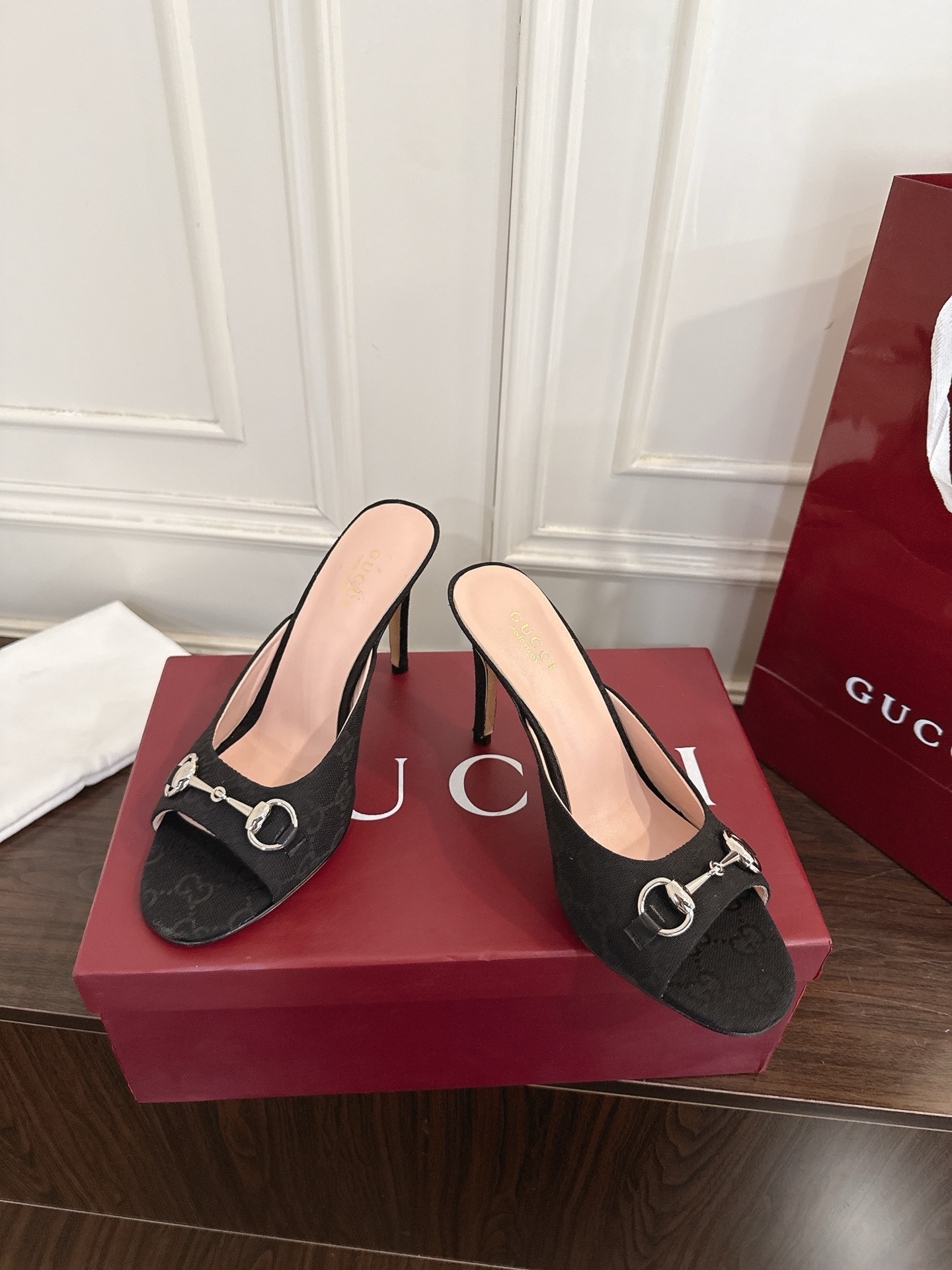 Gucci 早春新款 马衔扣高跟拖鞋