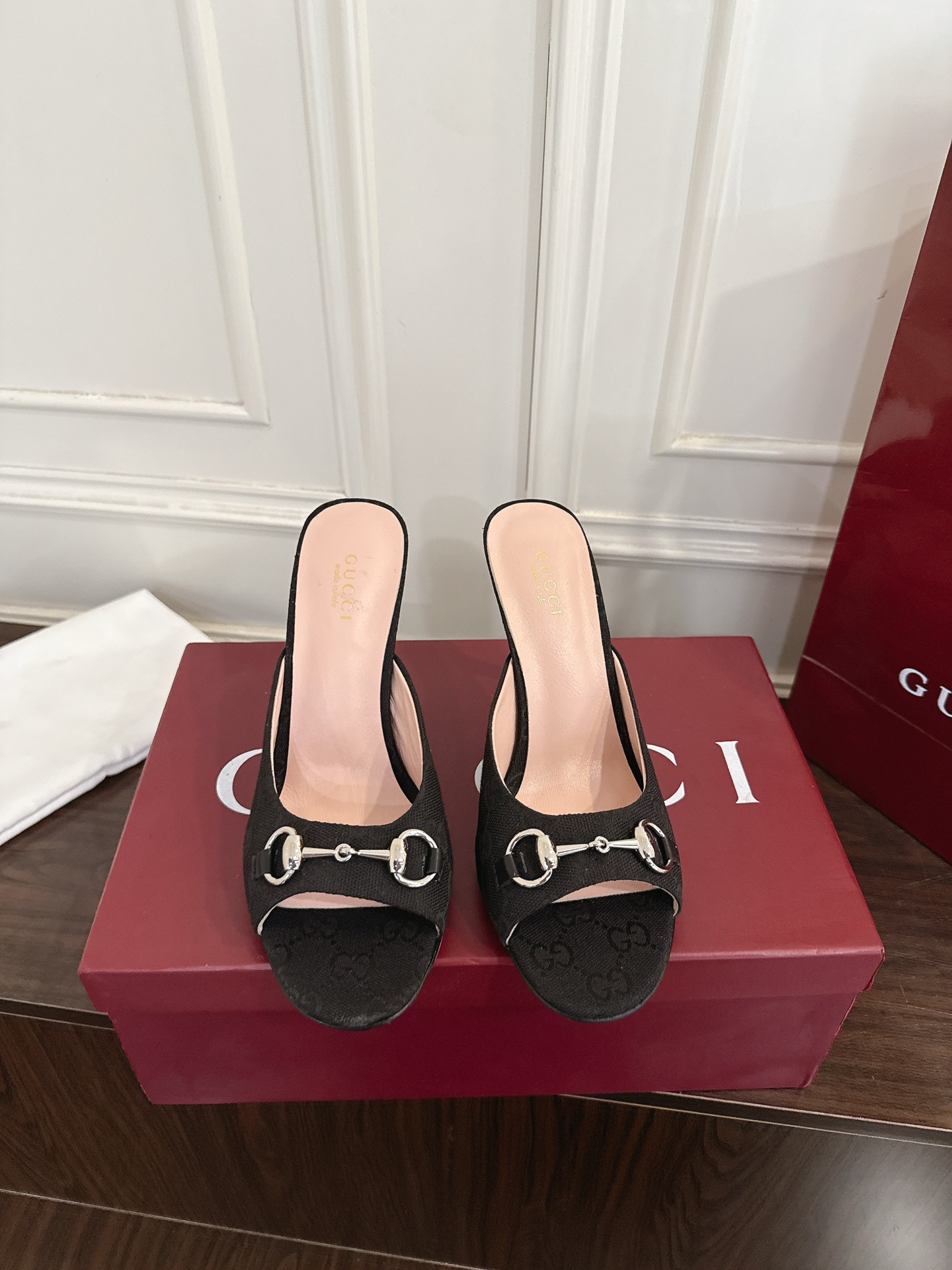 Gucci 早春新款 马衔扣高跟拖鞋