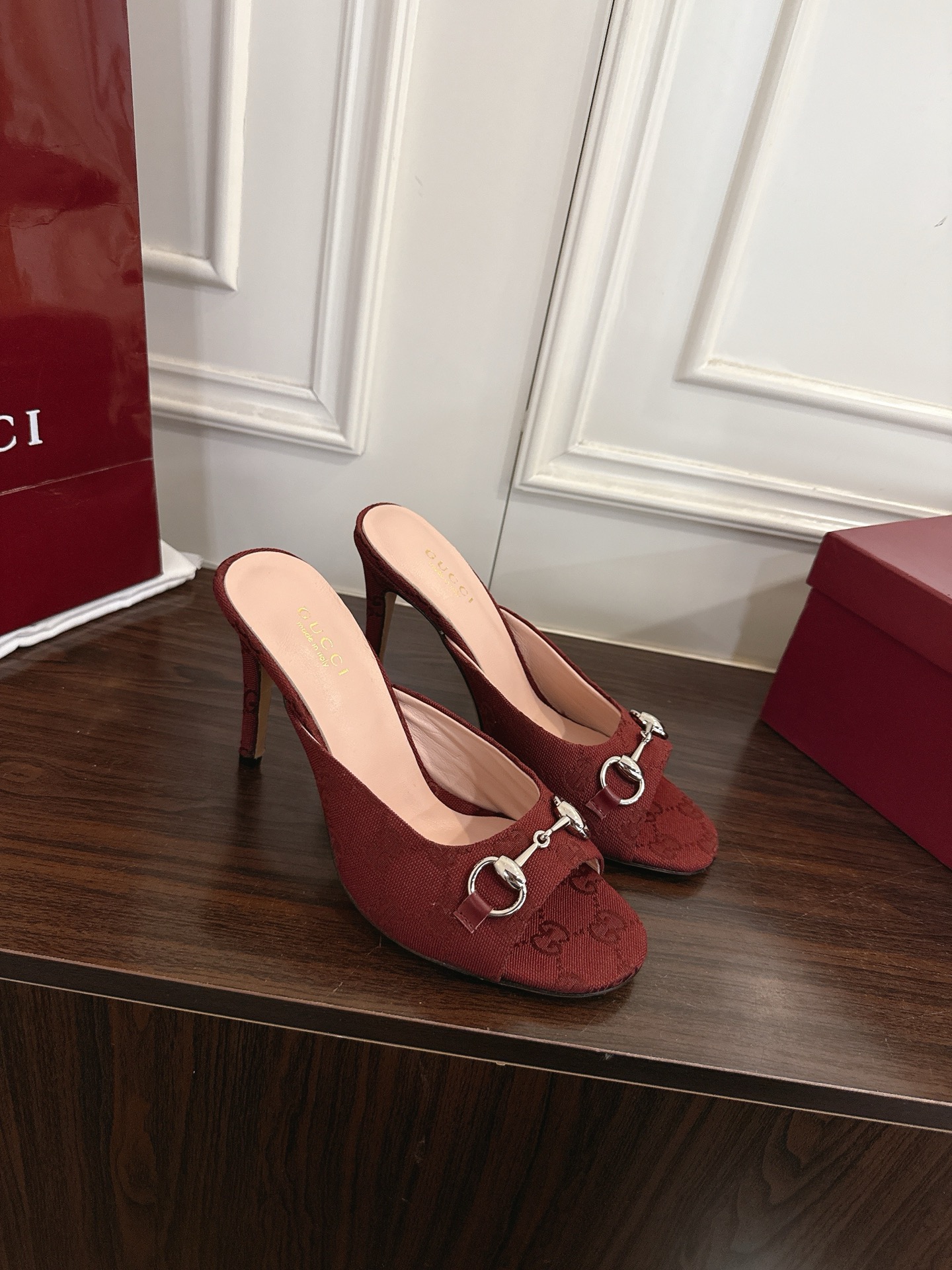 Gucci 早春新款 马衔扣高跟拖鞋
