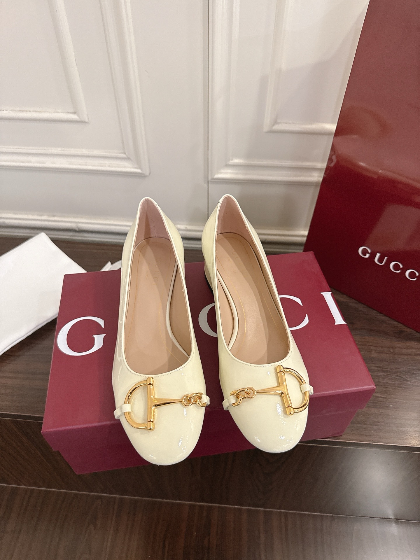 Gucci 大D马衔扣玛丽珍单鞋