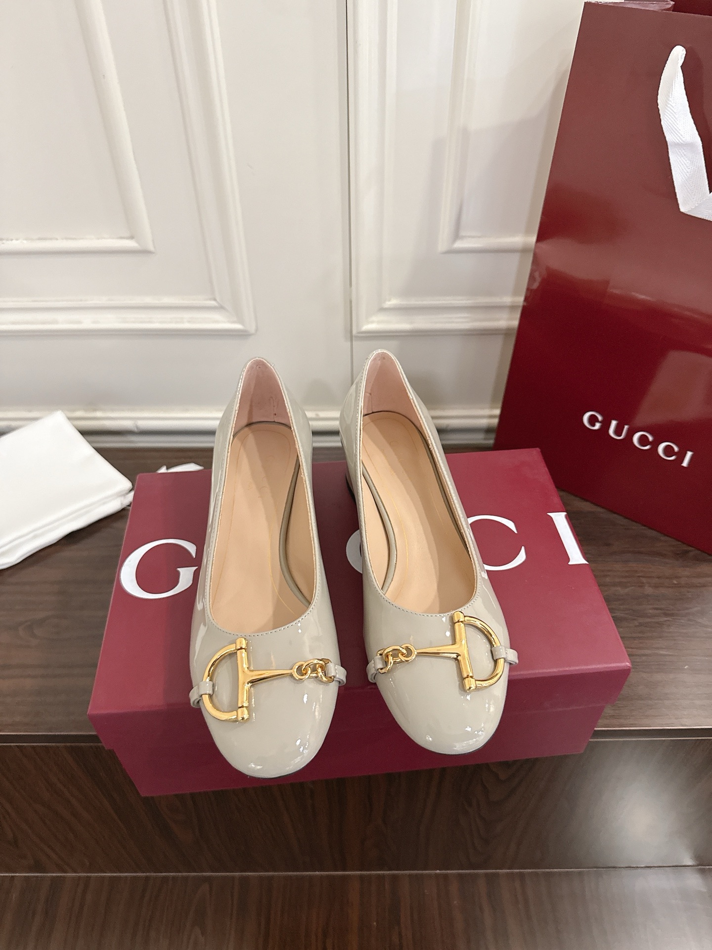 Gucci 大D马衔扣玛丽珍单鞋