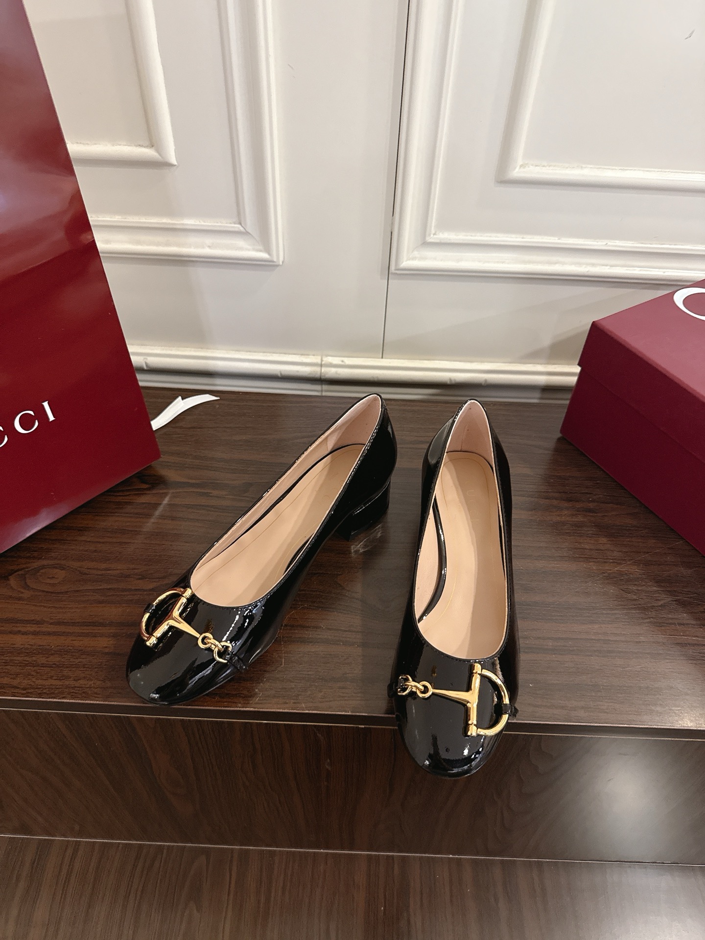Gucci 大D马衔扣玛丽珍单鞋
