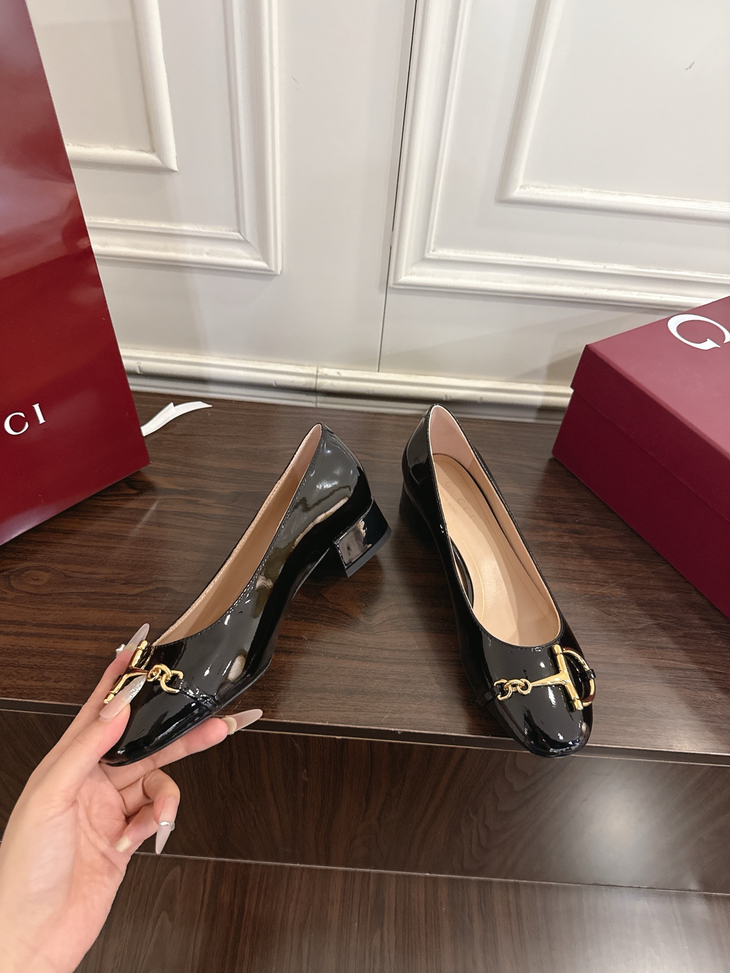 Gucci 大D马衔扣玛丽珍单鞋