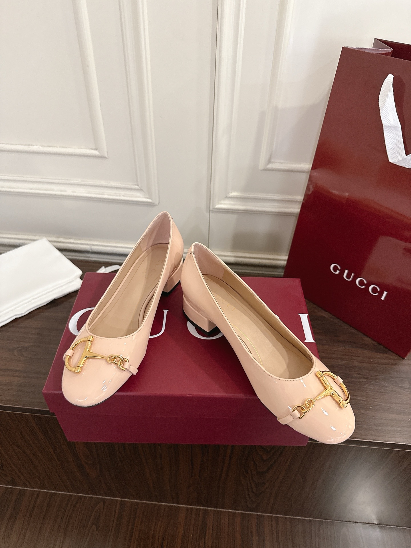 Gucci 大D马衔扣玛丽珍单鞋