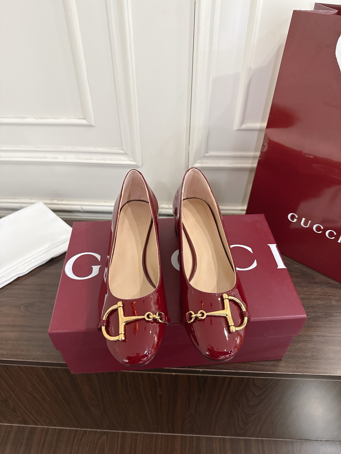 Gucci 大D马衔扣玛丽珍单鞋