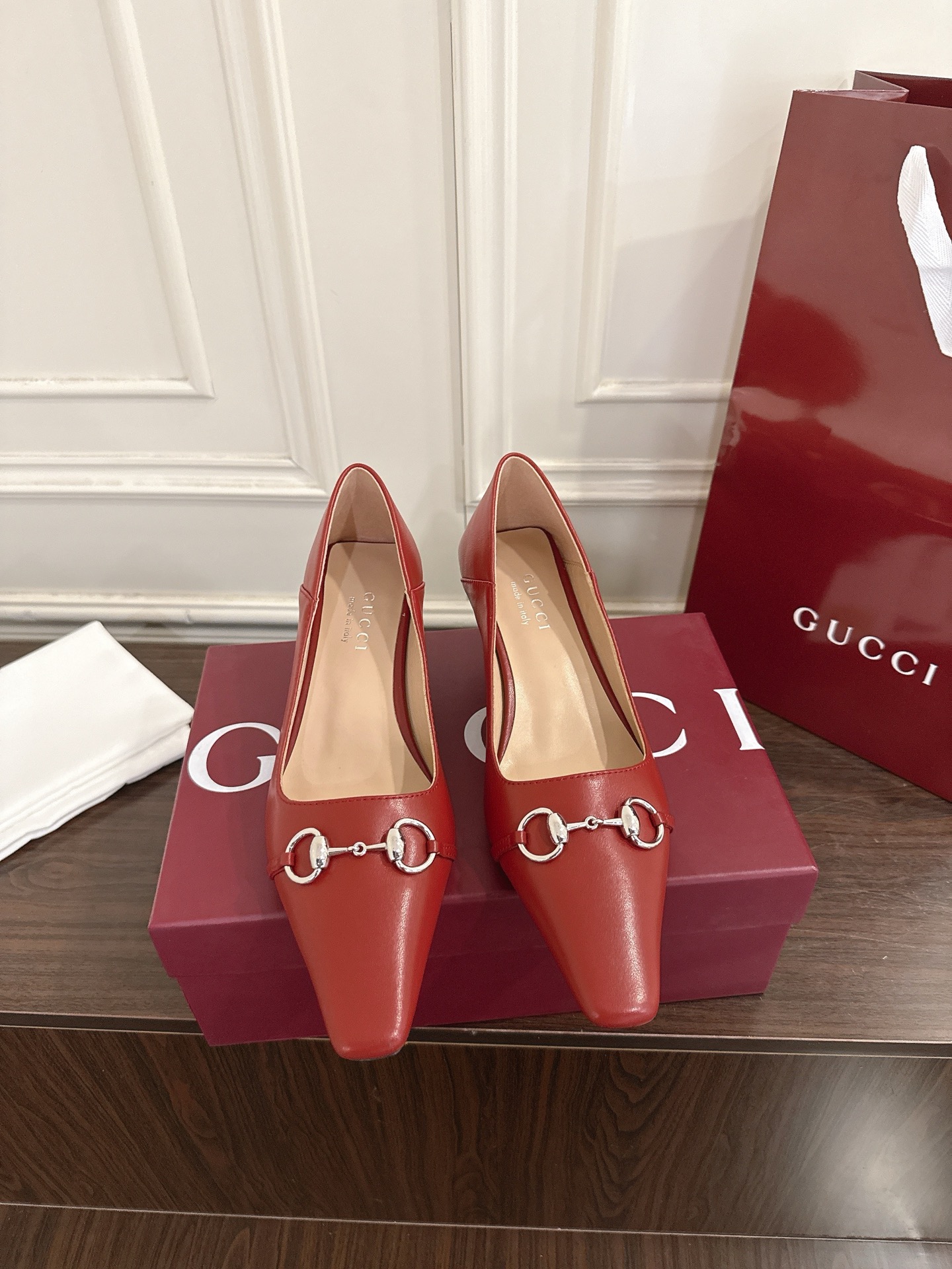Gucci Vittoria系列饰马衔扣方头高跟鞋