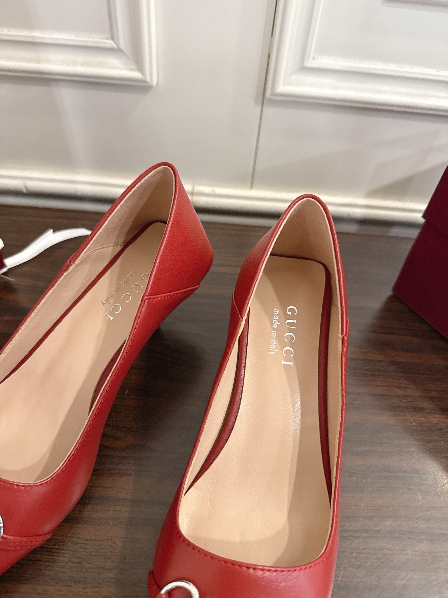 Gucci Vittoria系列饰马衔扣方头高跟鞋
