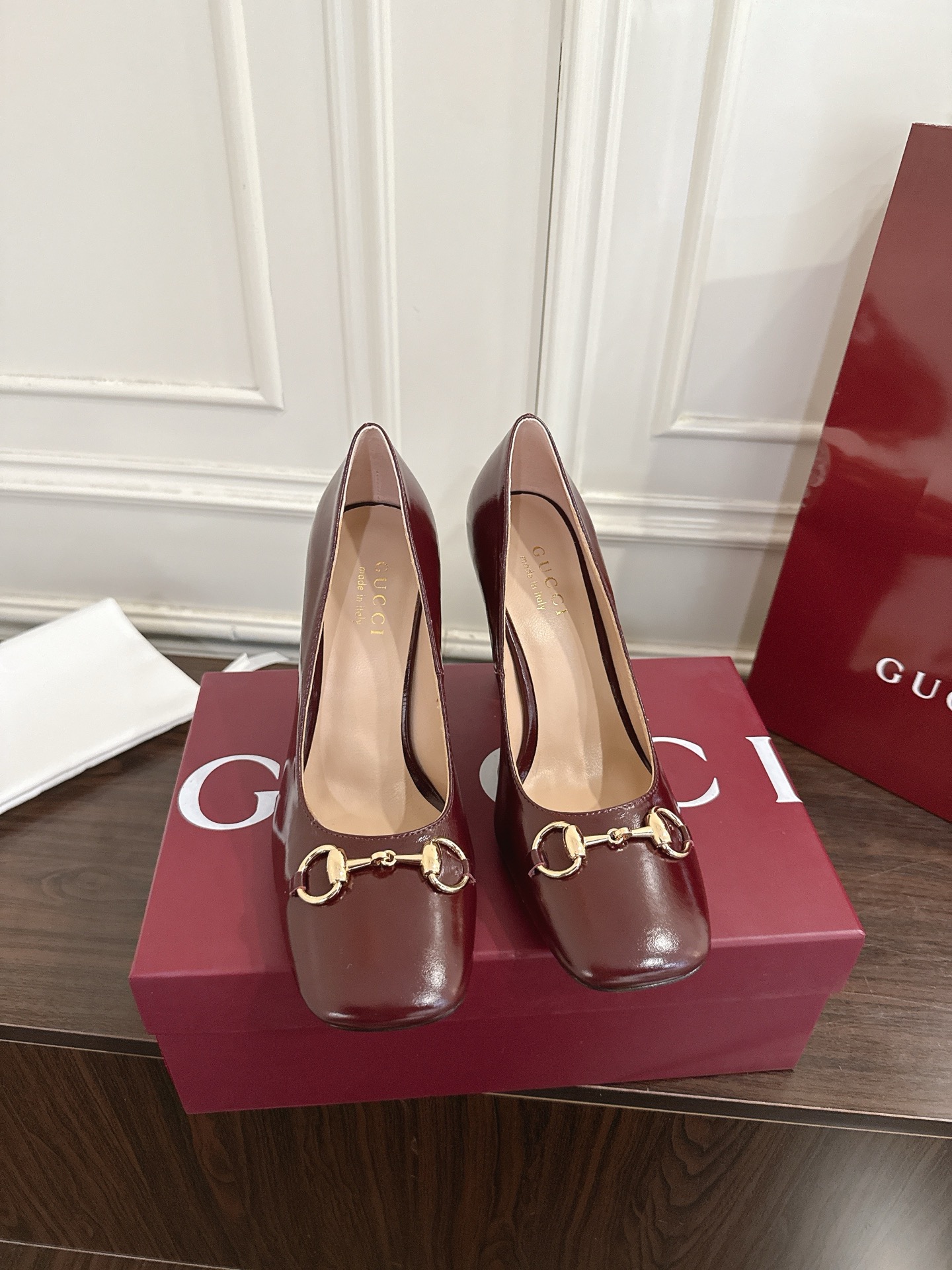 Gucci Signora系列饰马衔扣方头高跟鞋