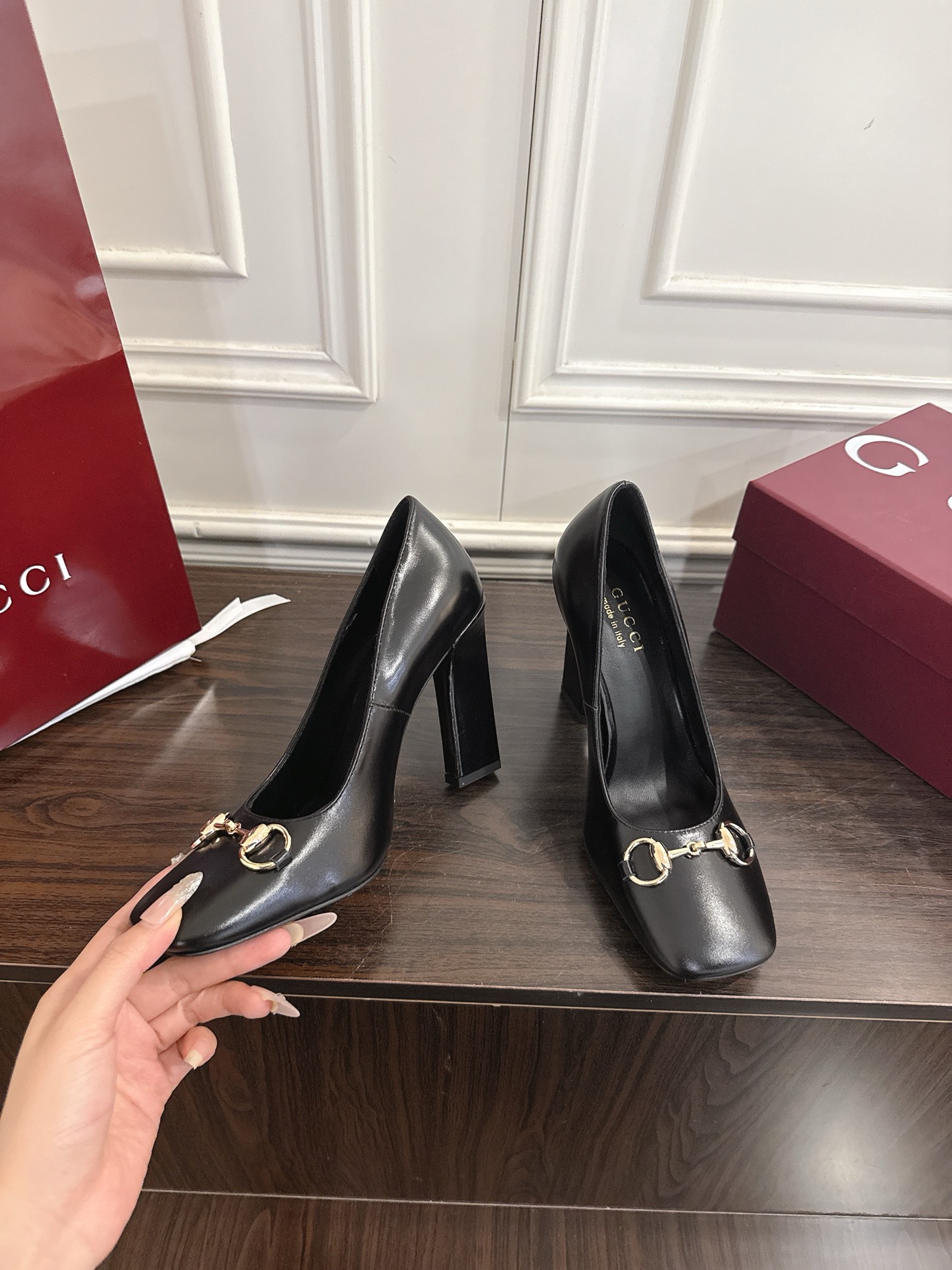 Gucci Signora系列饰马衔扣方头高跟鞋