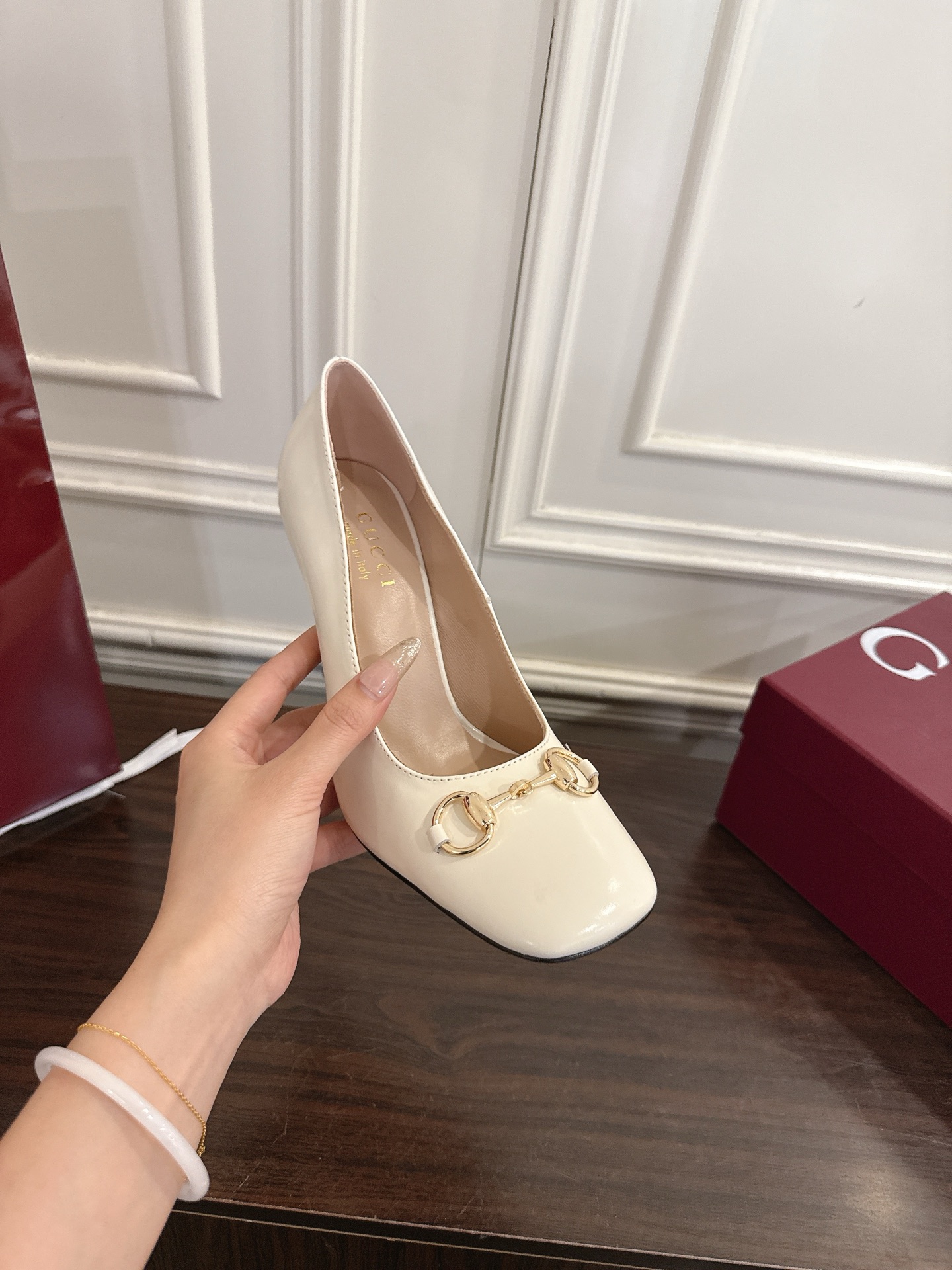 Gucci Signora系列饰马衔扣方头高跟鞋