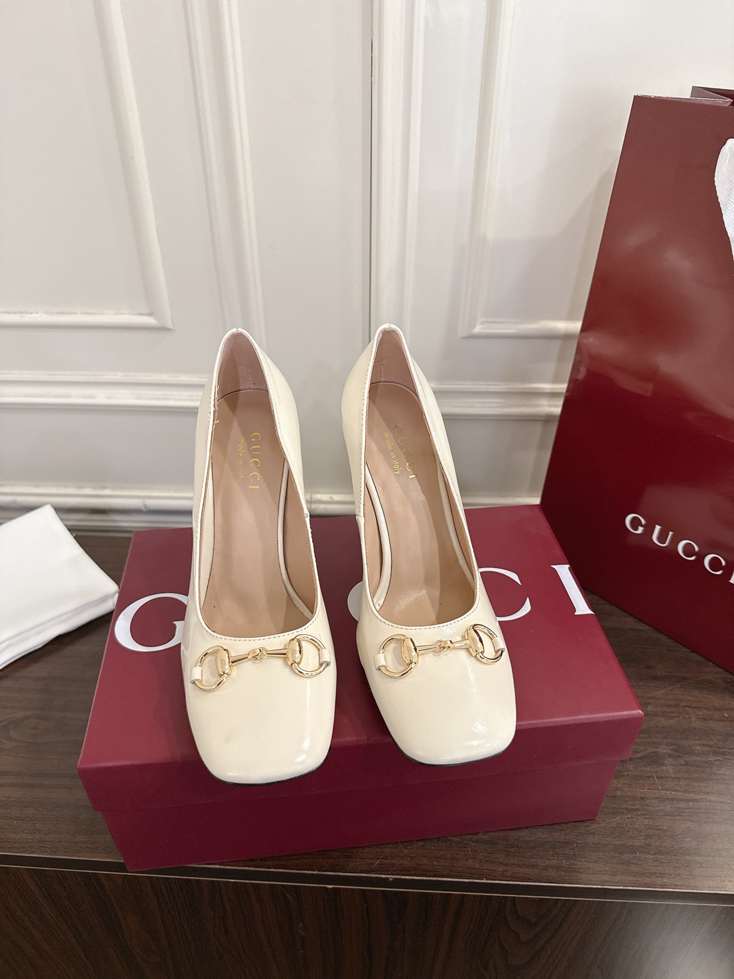 Gucci Signora系列饰马衔扣方头高跟鞋