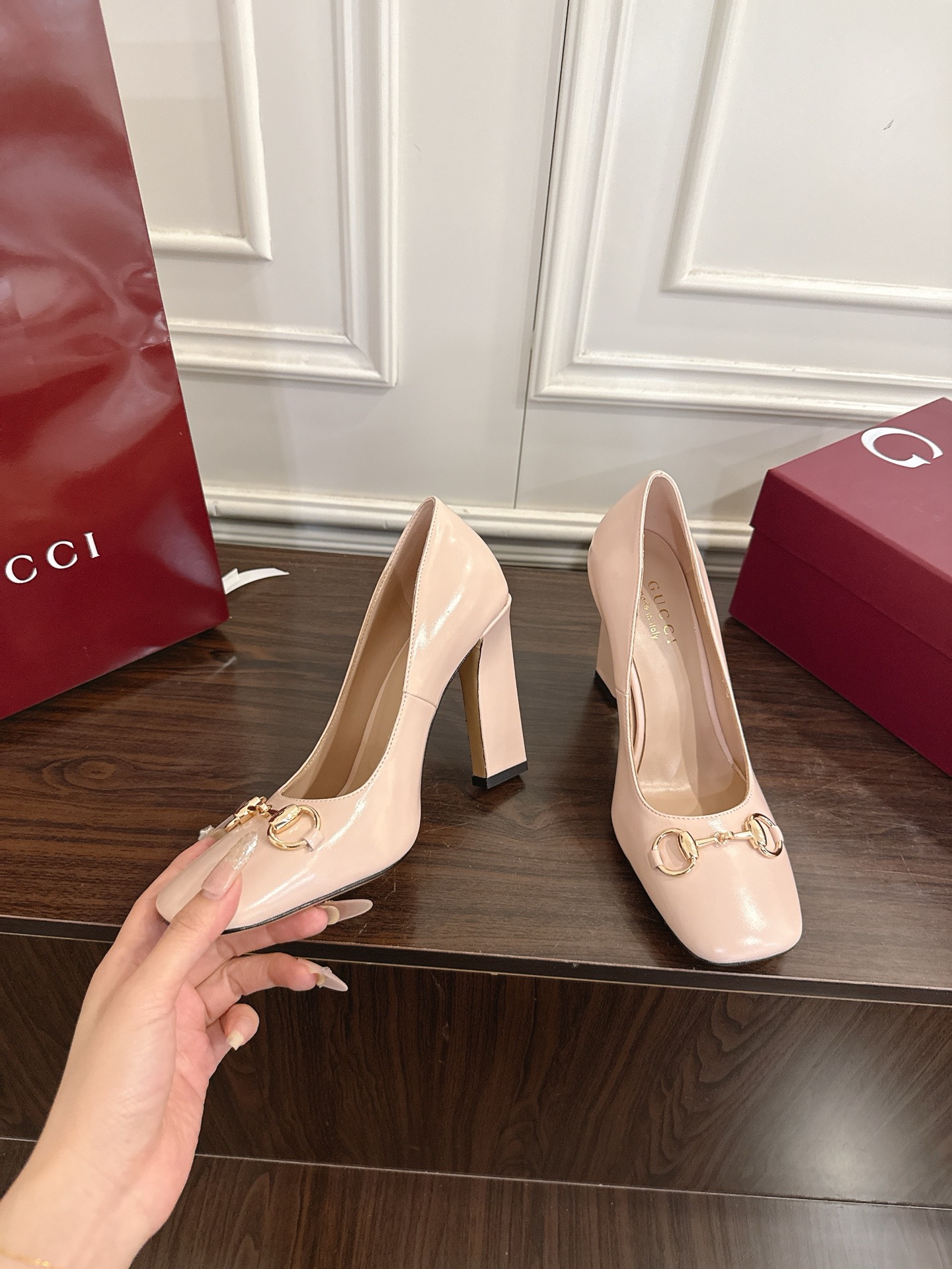 Gucci Signora系列饰马衔扣方头高跟鞋