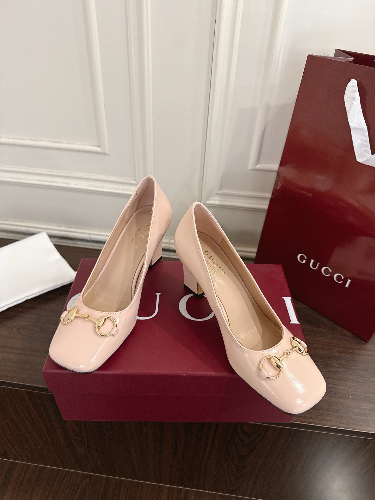 Gucci Signora系列饰马衔扣方头高跟鞋