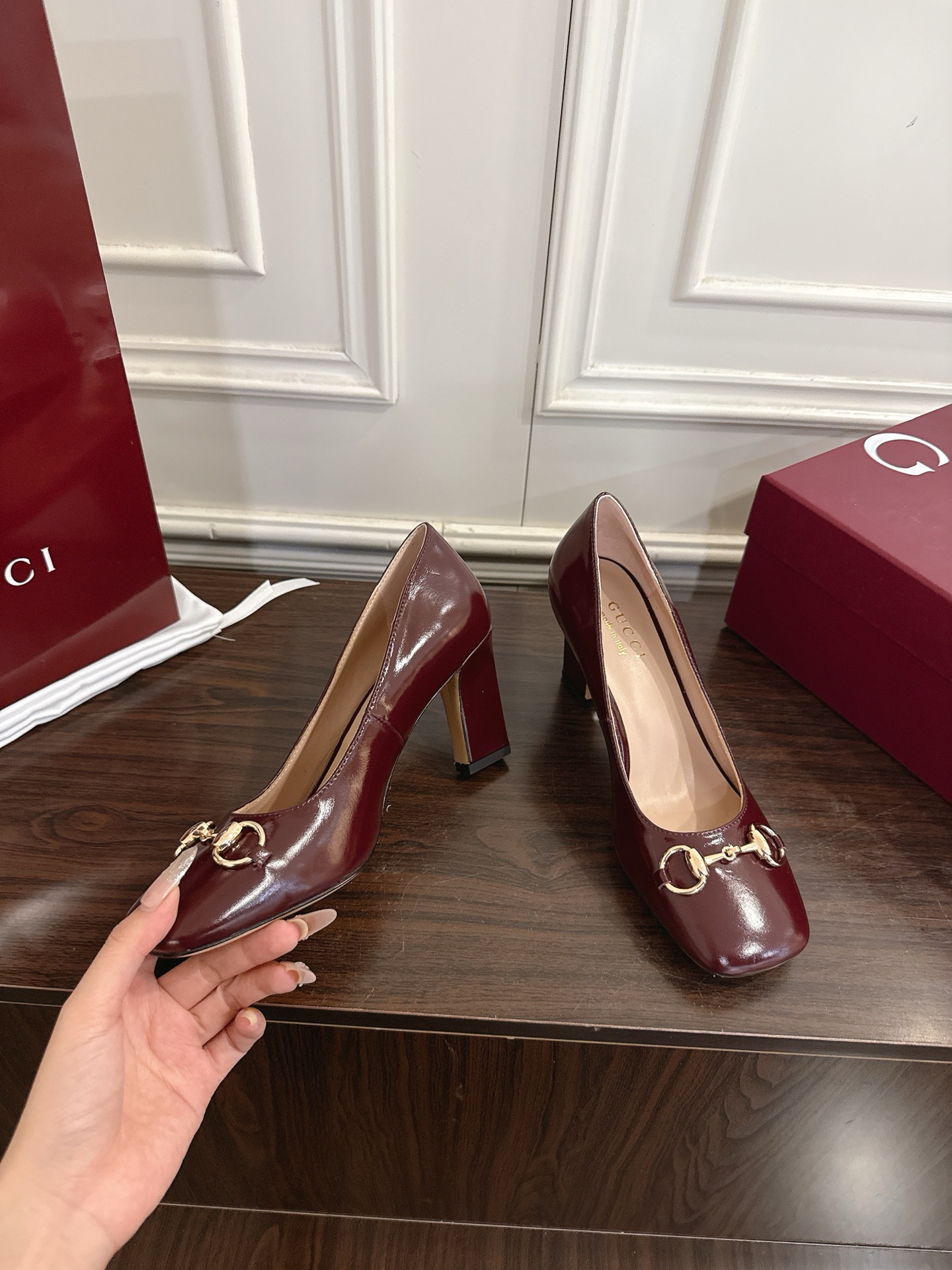 Gucci Signora系列饰马衔扣方头高跟鞋