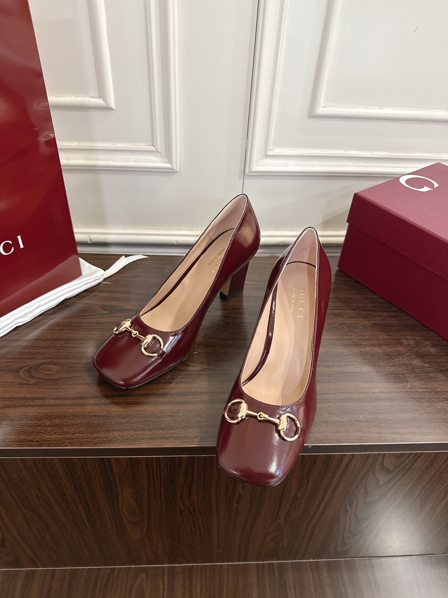 Gucci Signora系列饰马衔扣方头高跟鞋