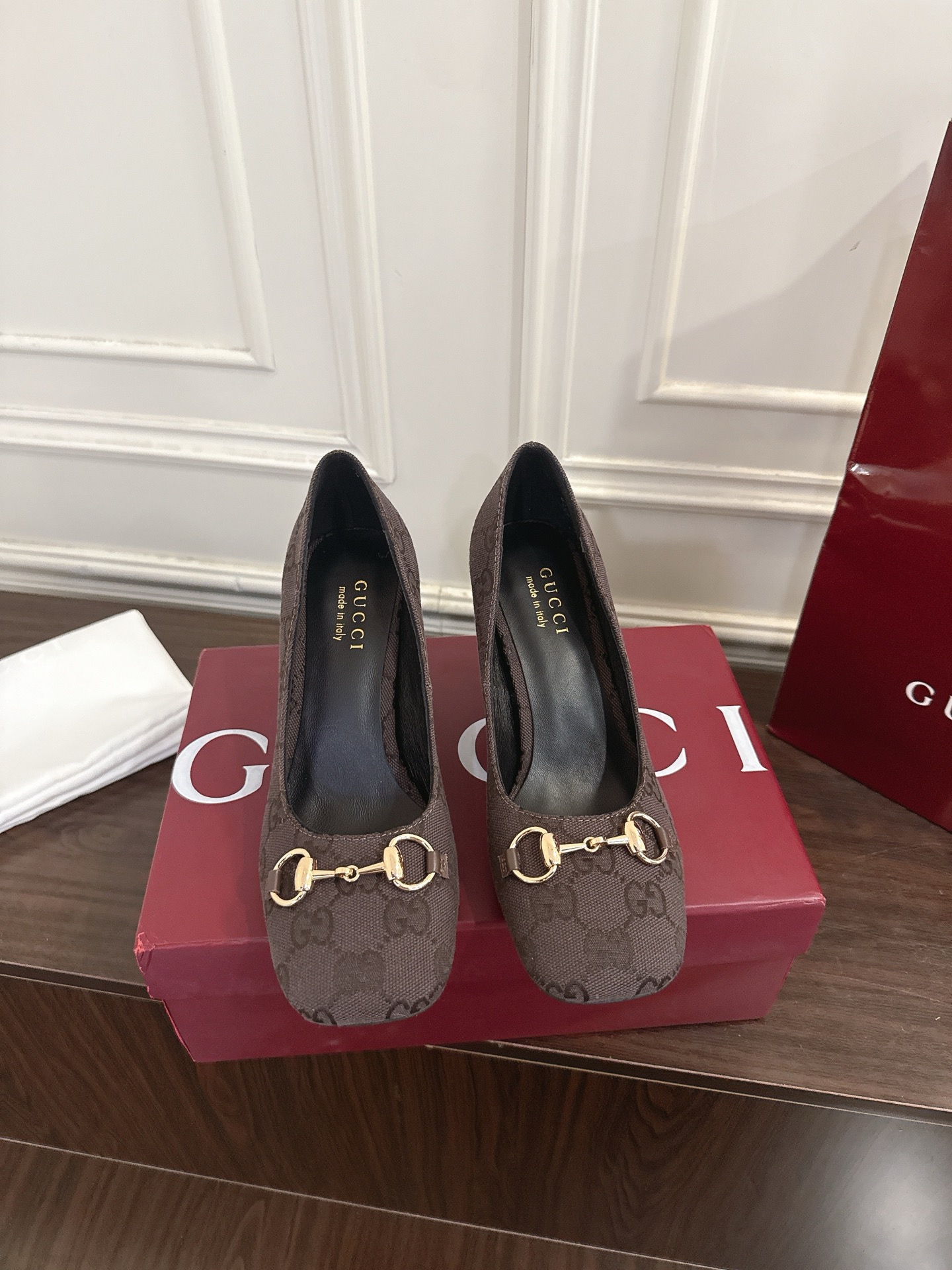 Gucci Signora系列饰马衔扣方头高跟鞋