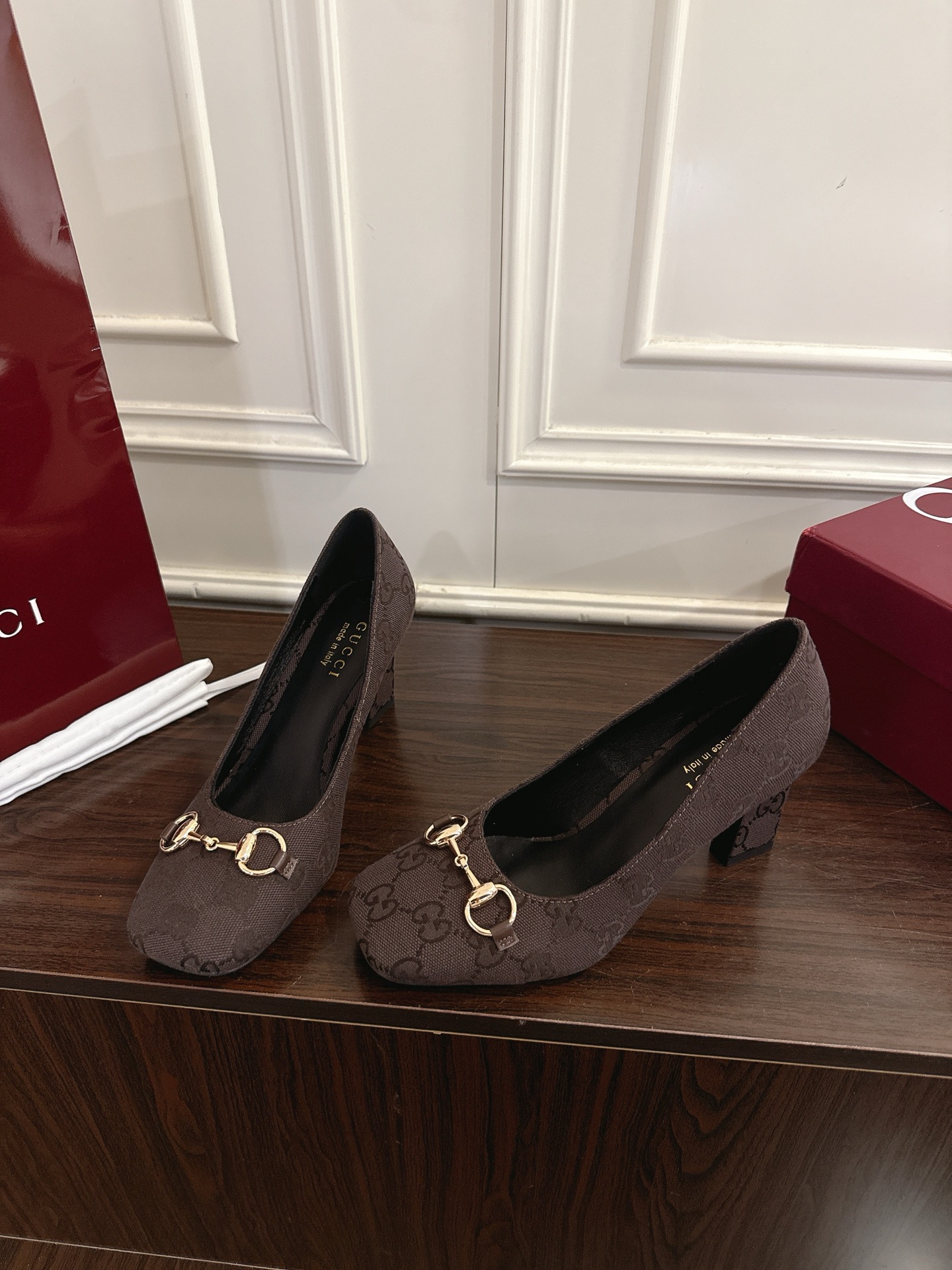 Gucci Signora系列饰马衔扣方头高跟鞋