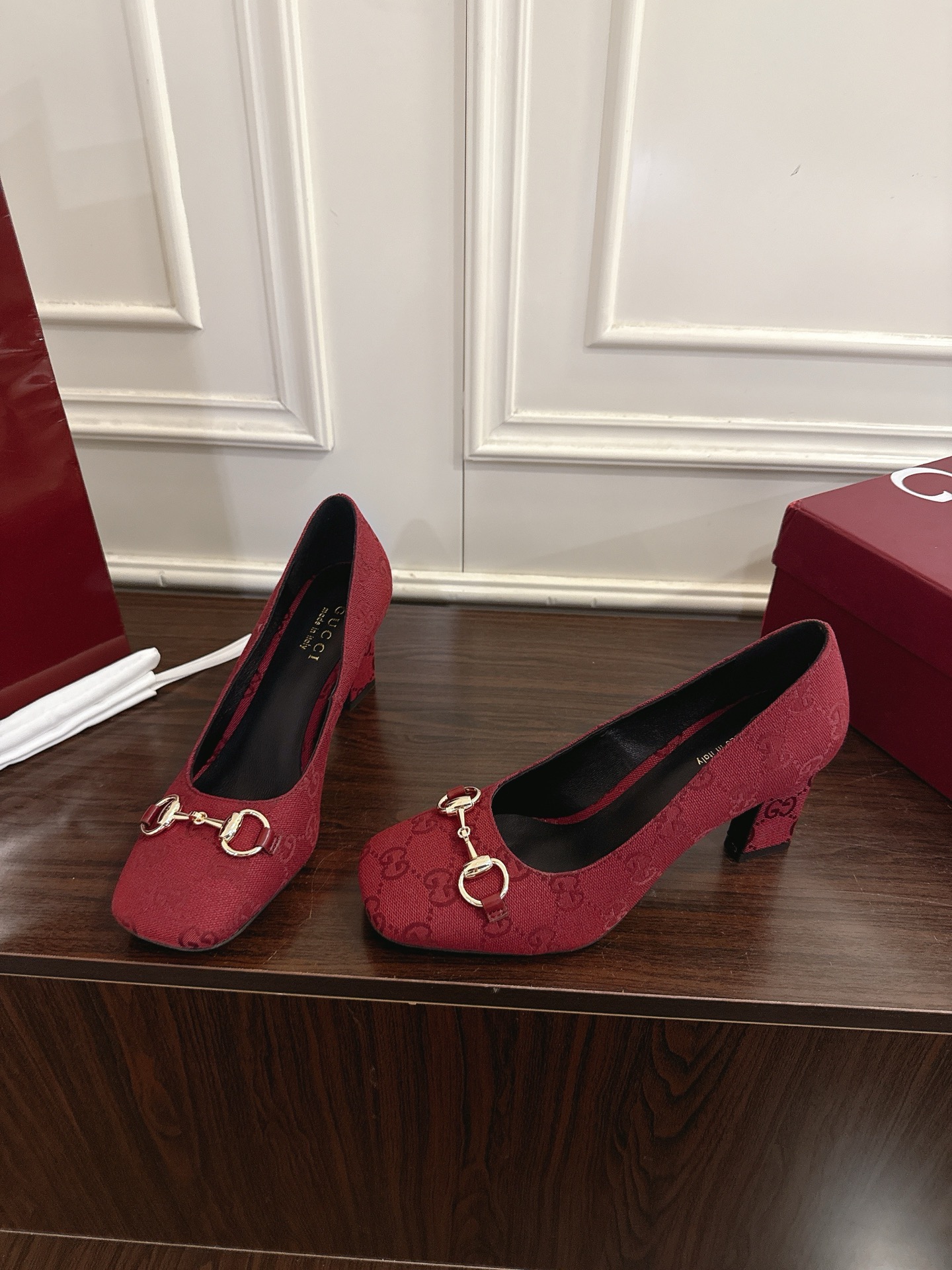 Gucci Signora系列饰马衔扣方头高跟鞋