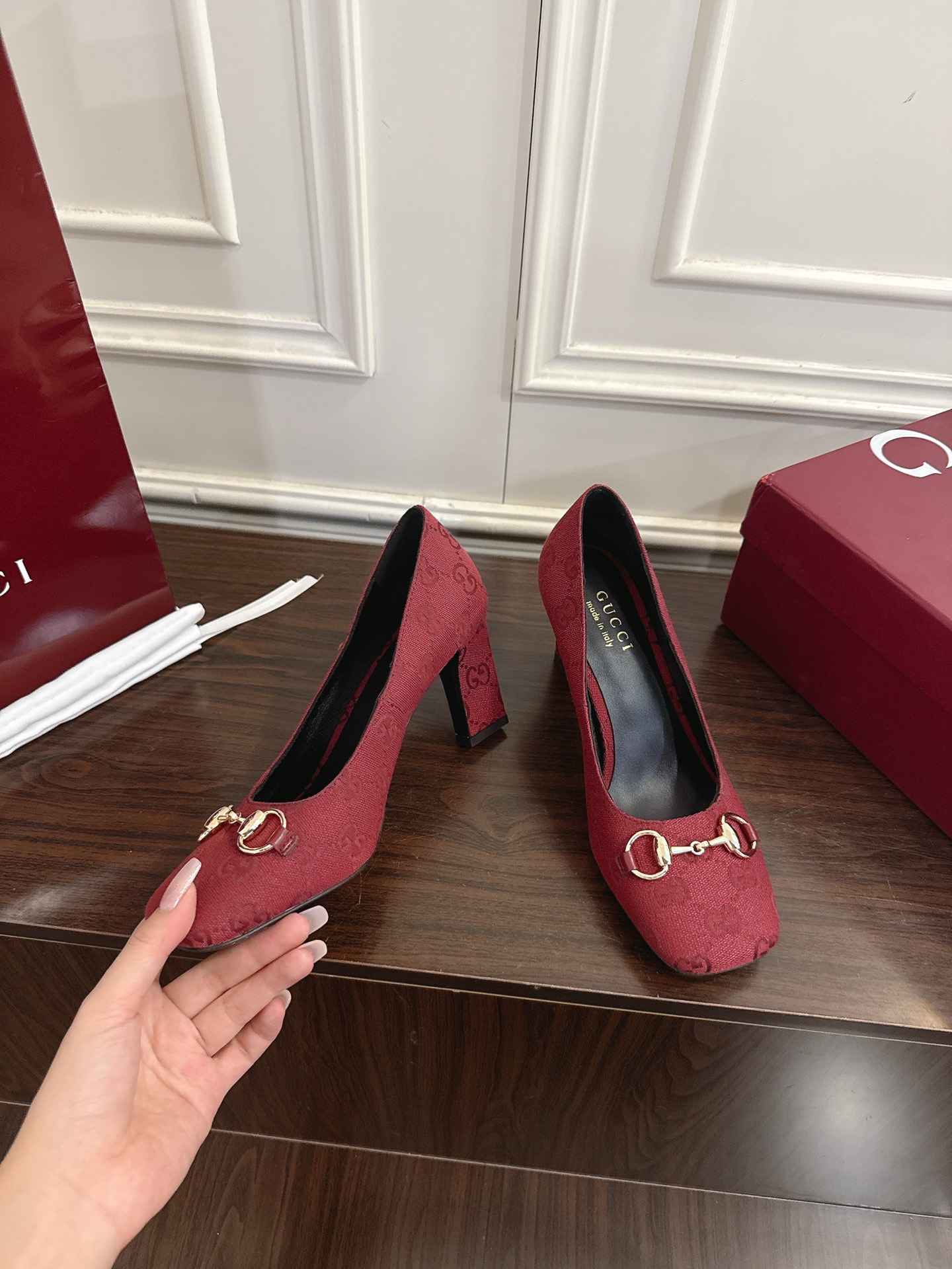 Gucci Signora系列饰马衔扣方头高跟鞋