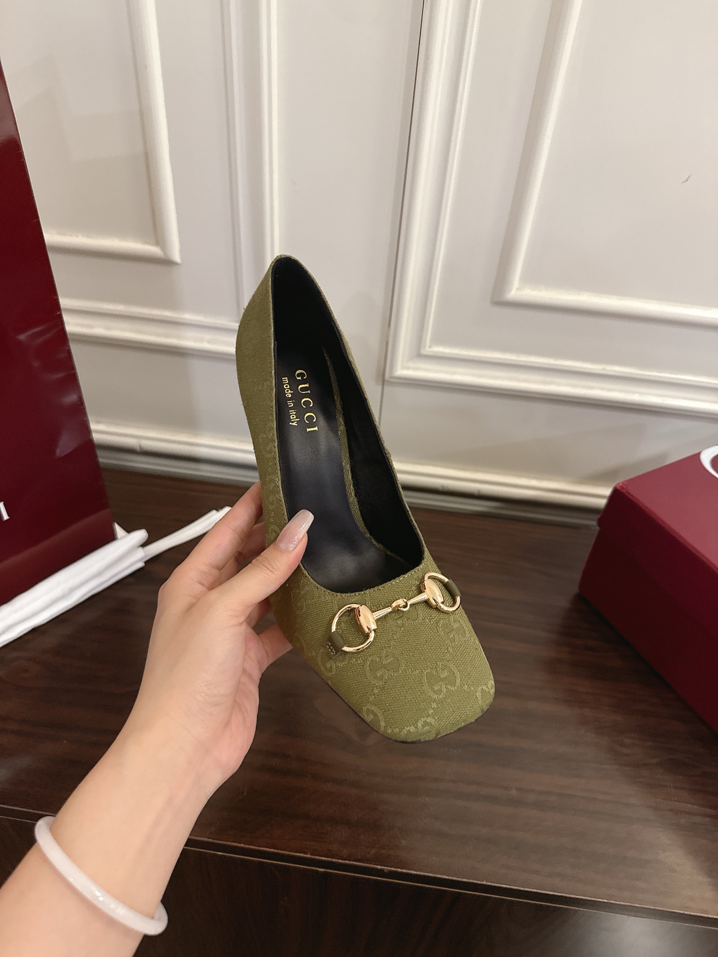 Gucci Signora系列饰马衔扣方头高跟鞋