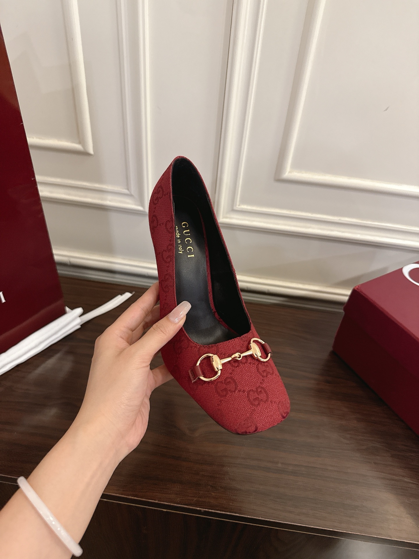 Gucci Signora系列饰马衔扣方头高跟鞋