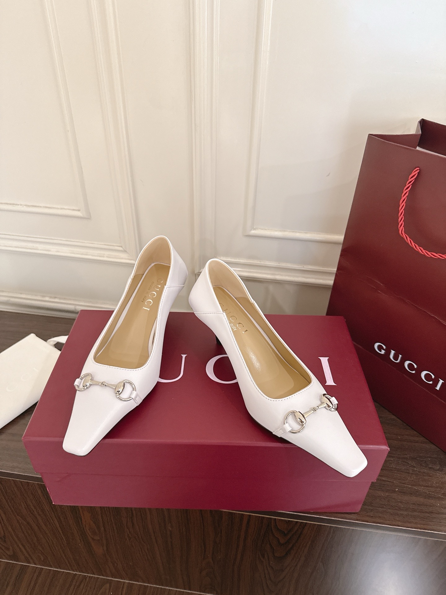 Gucci Vittoria系列饰马衔扣方头高跟 4