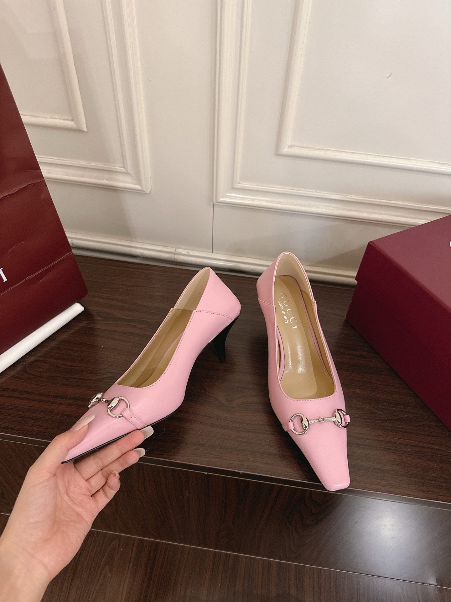 Gucci Vittoria系列饰马衔扣方头高跟 4