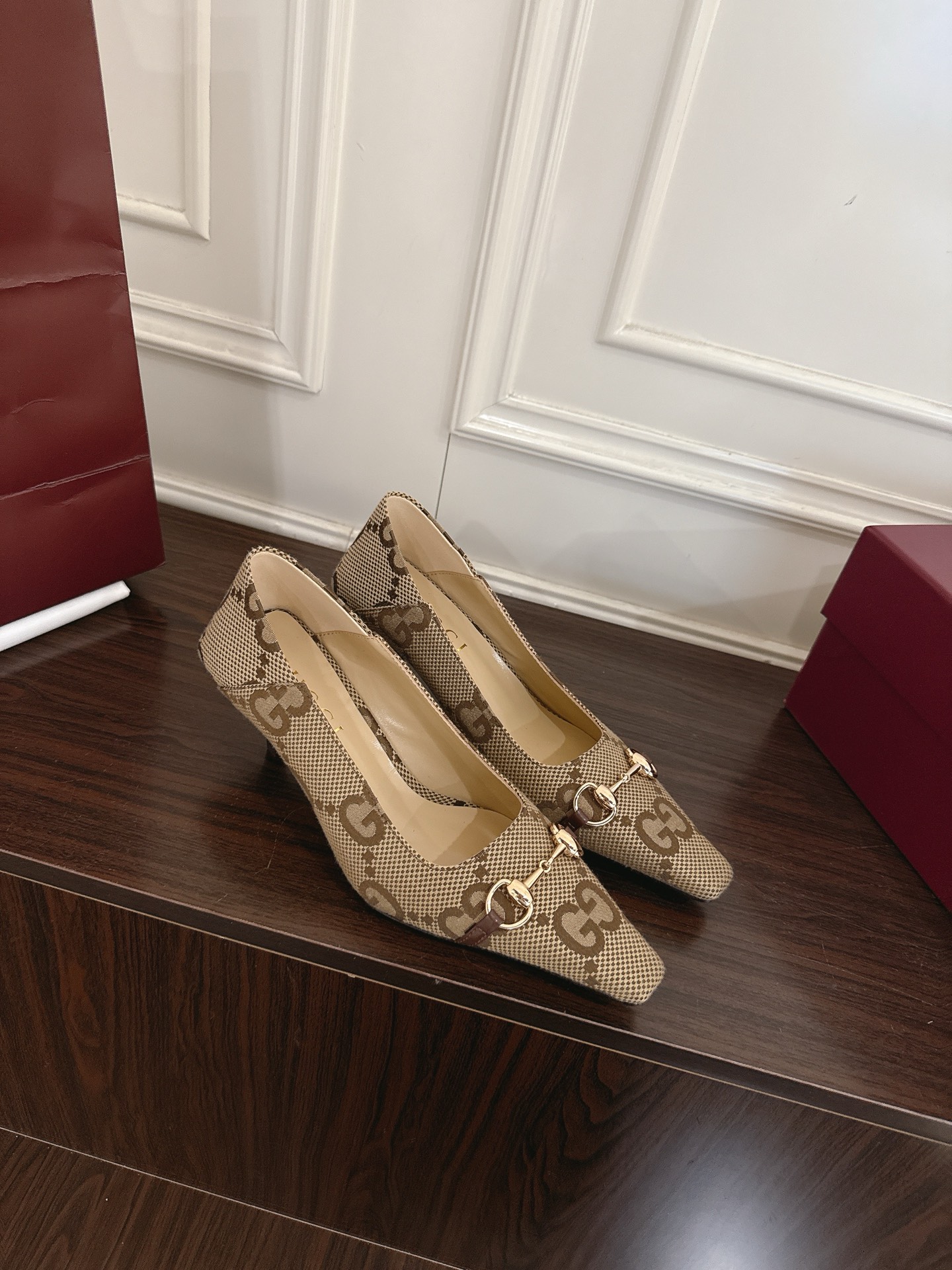Gucci Vittoria系列饰马衔扣方头高跟 2