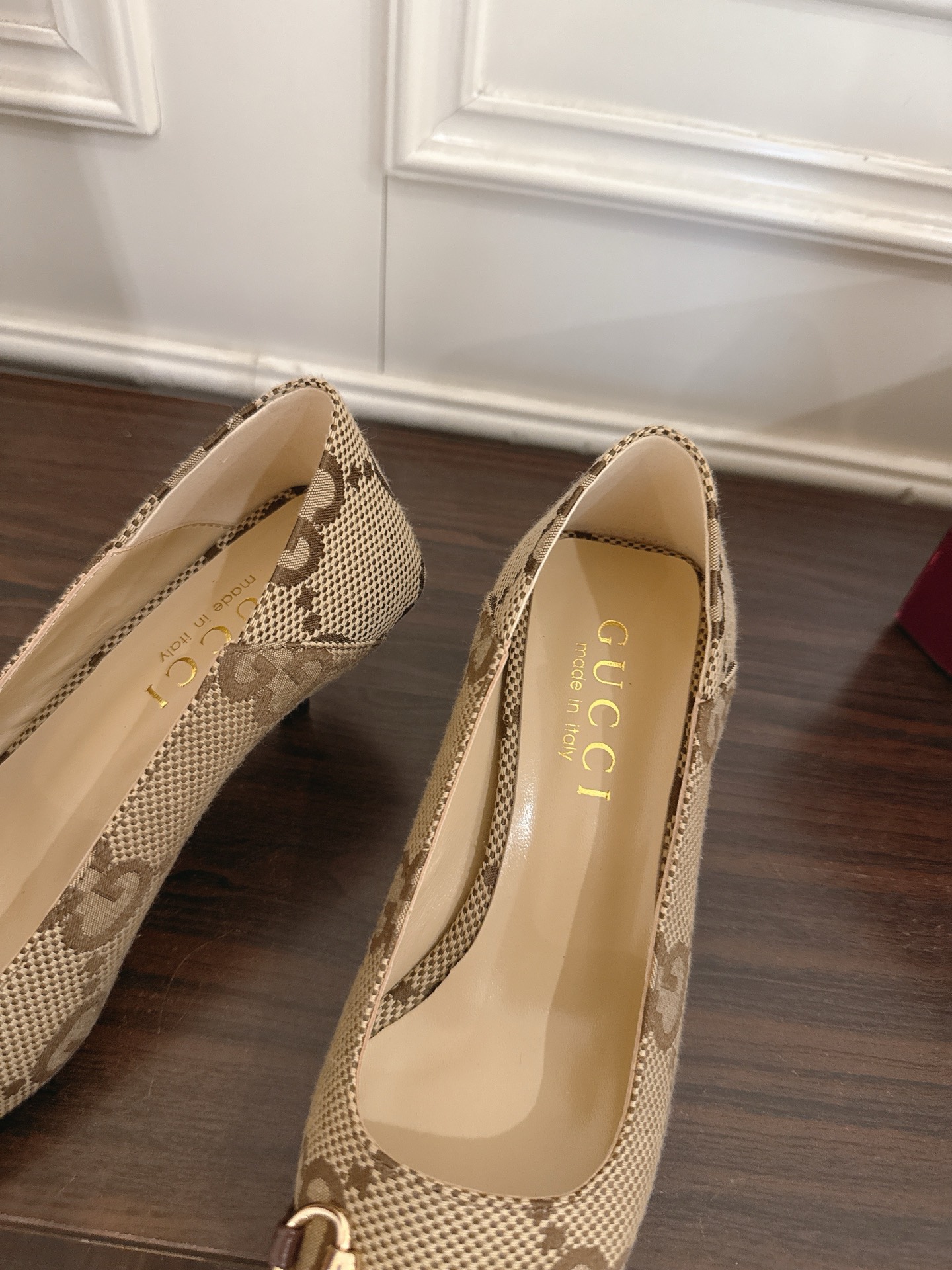 Gucci Vittoria系列饰马衔扣方头高跟 7