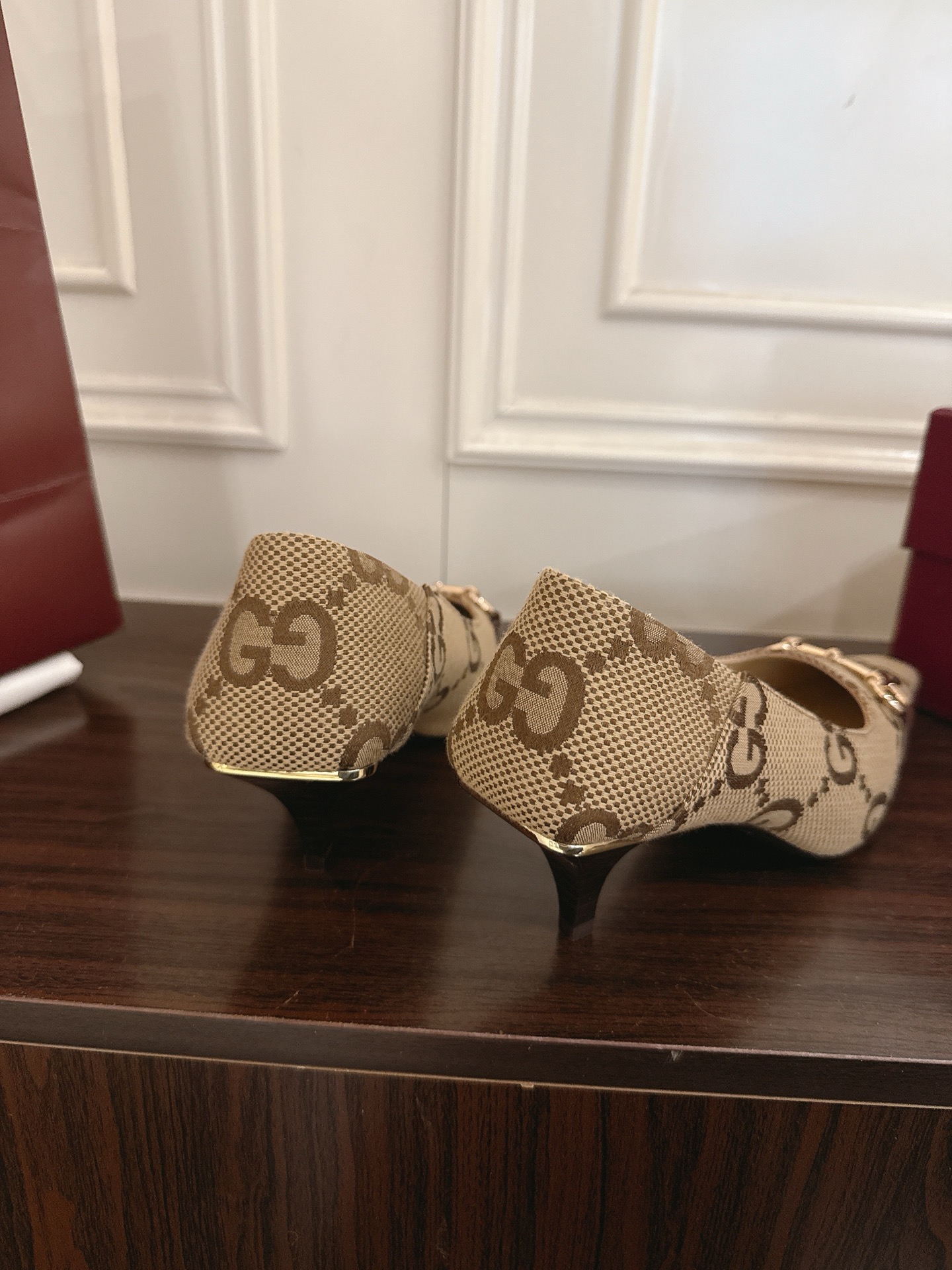 Gucci Vittoria系列饰马衔扣方头高跟 8