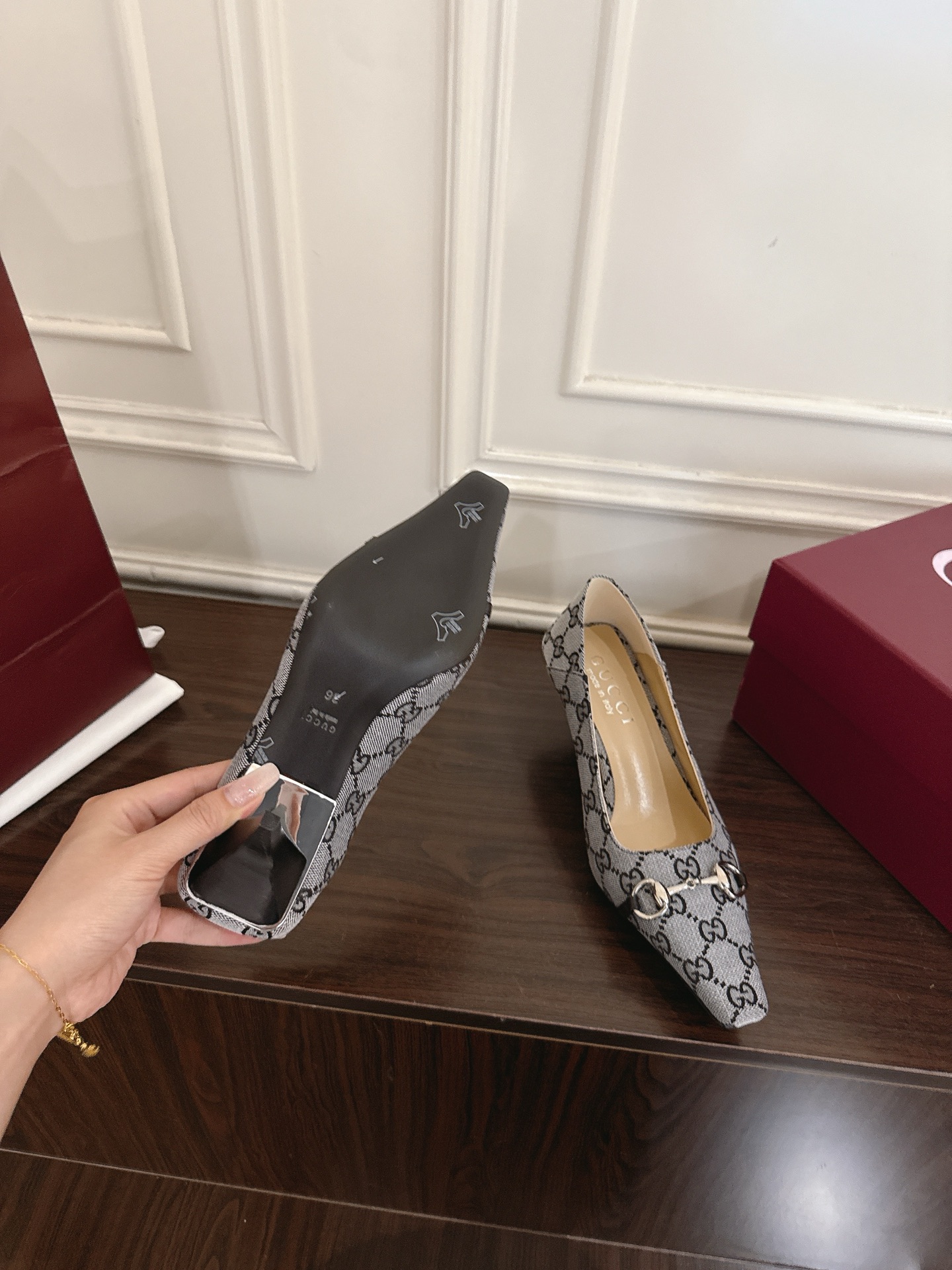 Gucci Luxury Footwear Collection 9