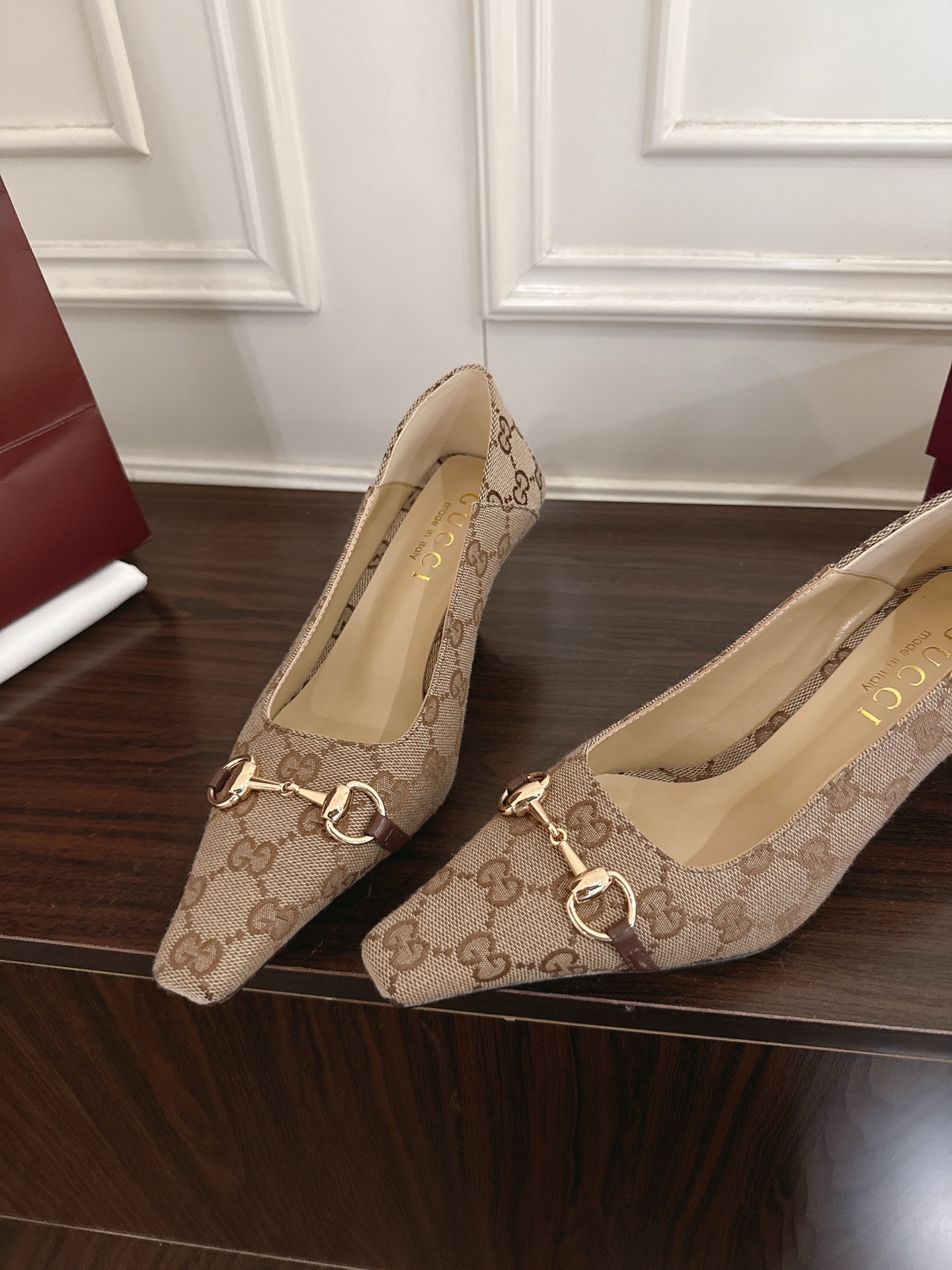 Gucci Luxury Footwear Collection 8