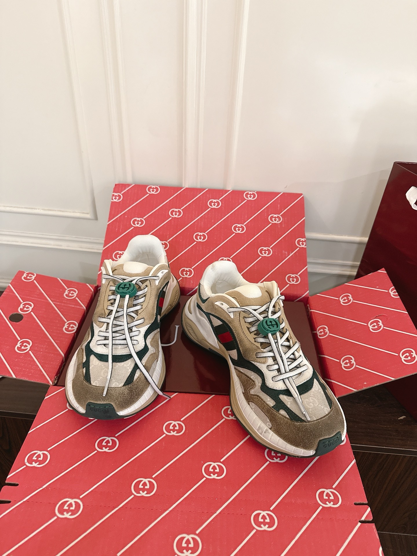 Gucci Gucci古驰 2.0 古驰2代运动鞋 休闲鞋 跑鞋