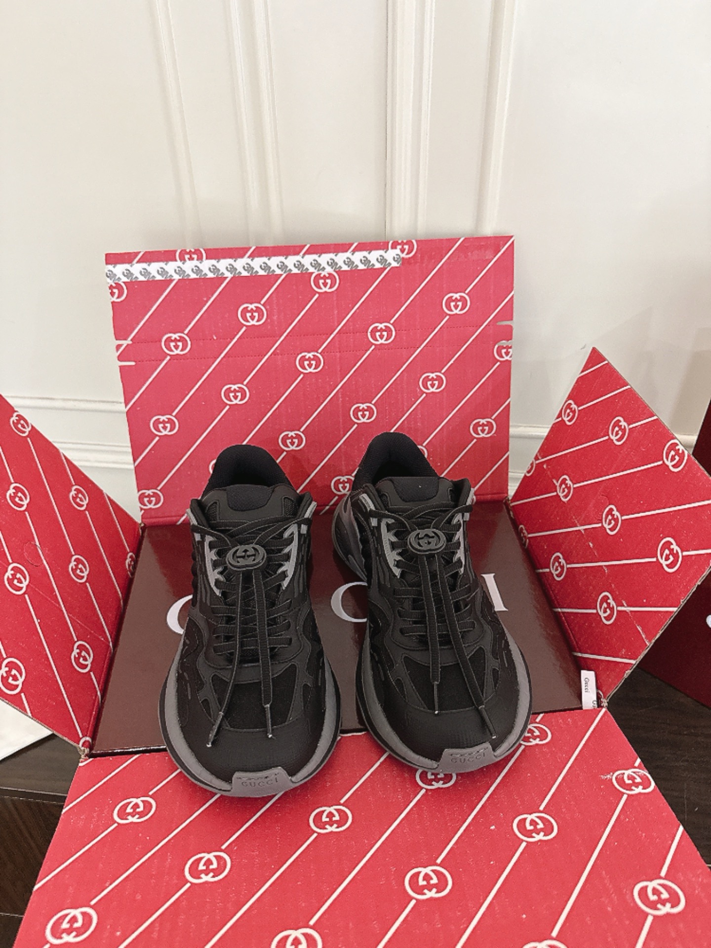 Gucci Gucci古驰 2.0 古驰2代运动鞋 休闲鞋 跑鞋