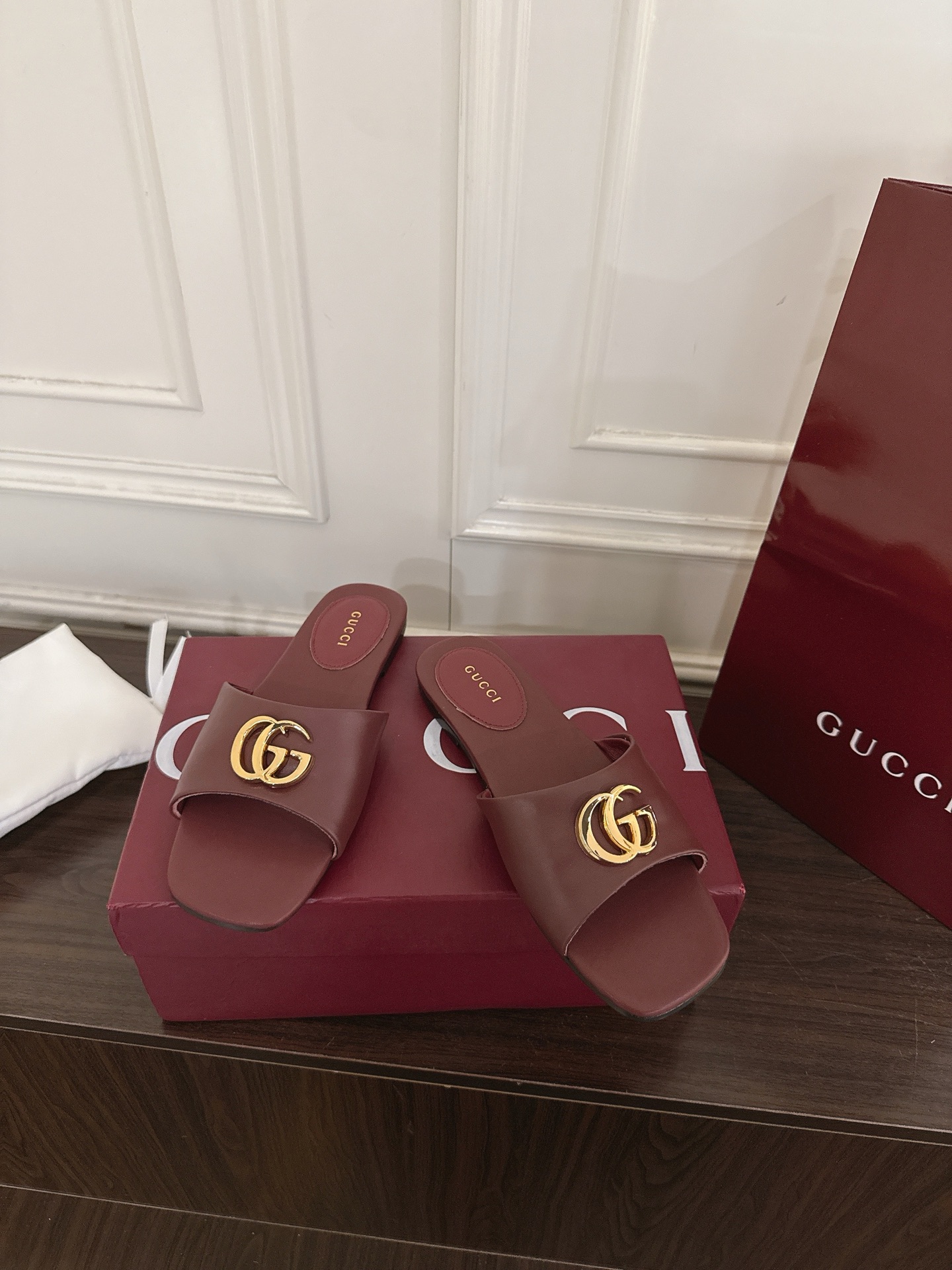 Gucci 320