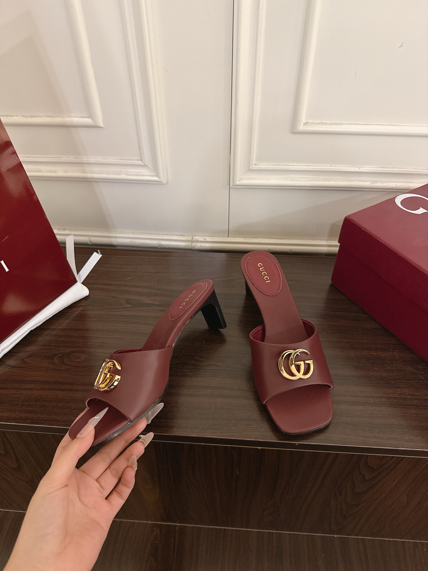 Gucci 330